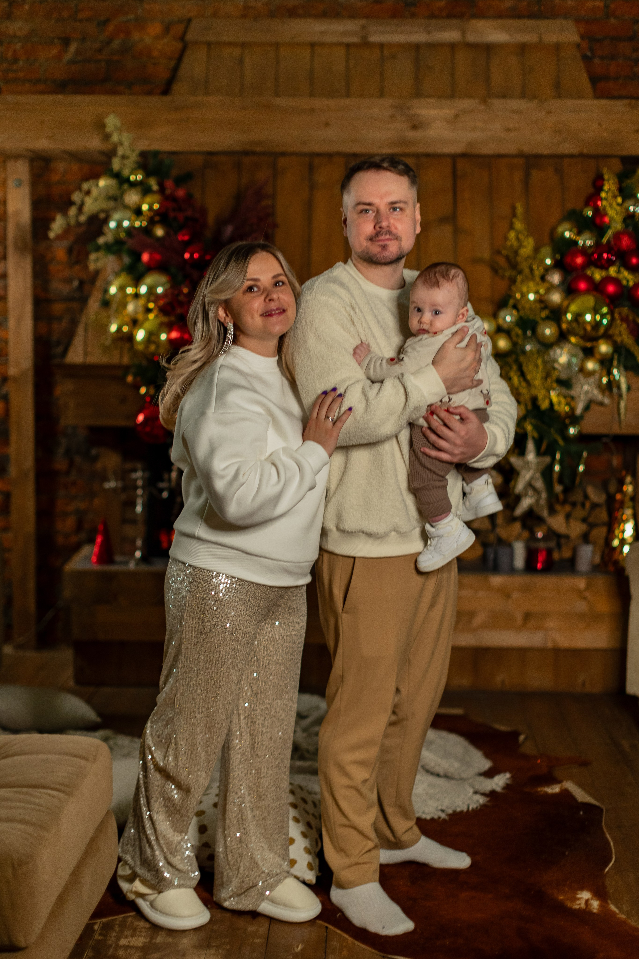 Фотосессии в Famous студии зал Оскар. Фото и видео Москва. Свадебный фотограф, видеограф, фотосессии, видеосъемка