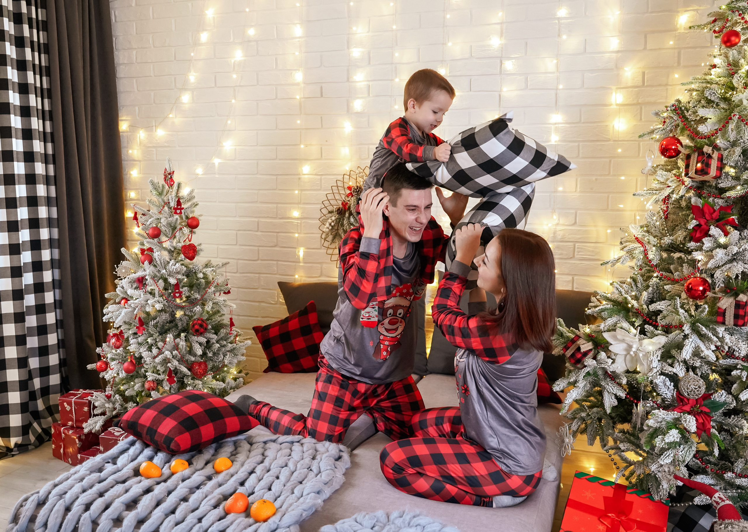 ПИЖАМНЫЙ НОВЫЙ ГОД. Фотограф в Ялте Инна Найден. Детский и семейный фотограф