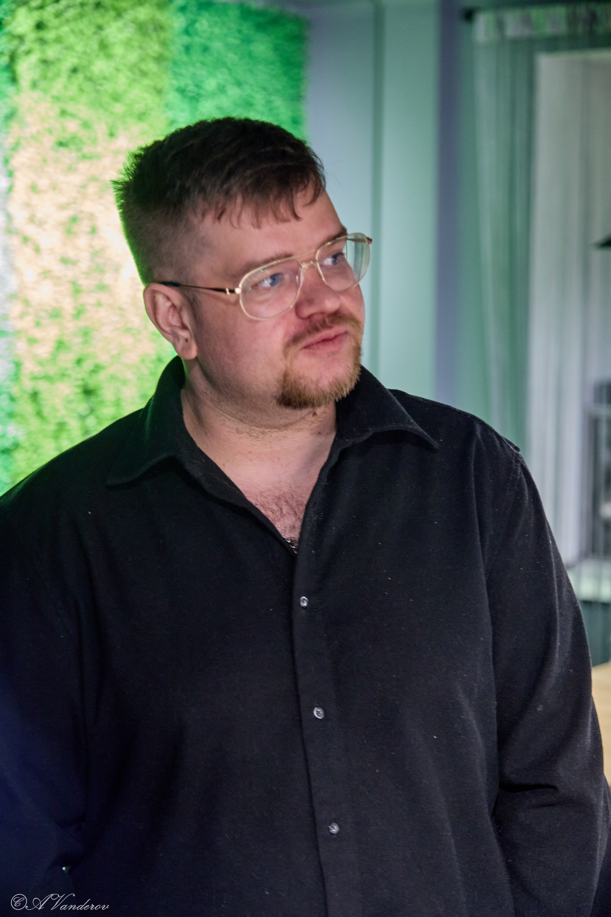 Мужские разговоры на кухне. Фотограф Омск | Александр Вандеров