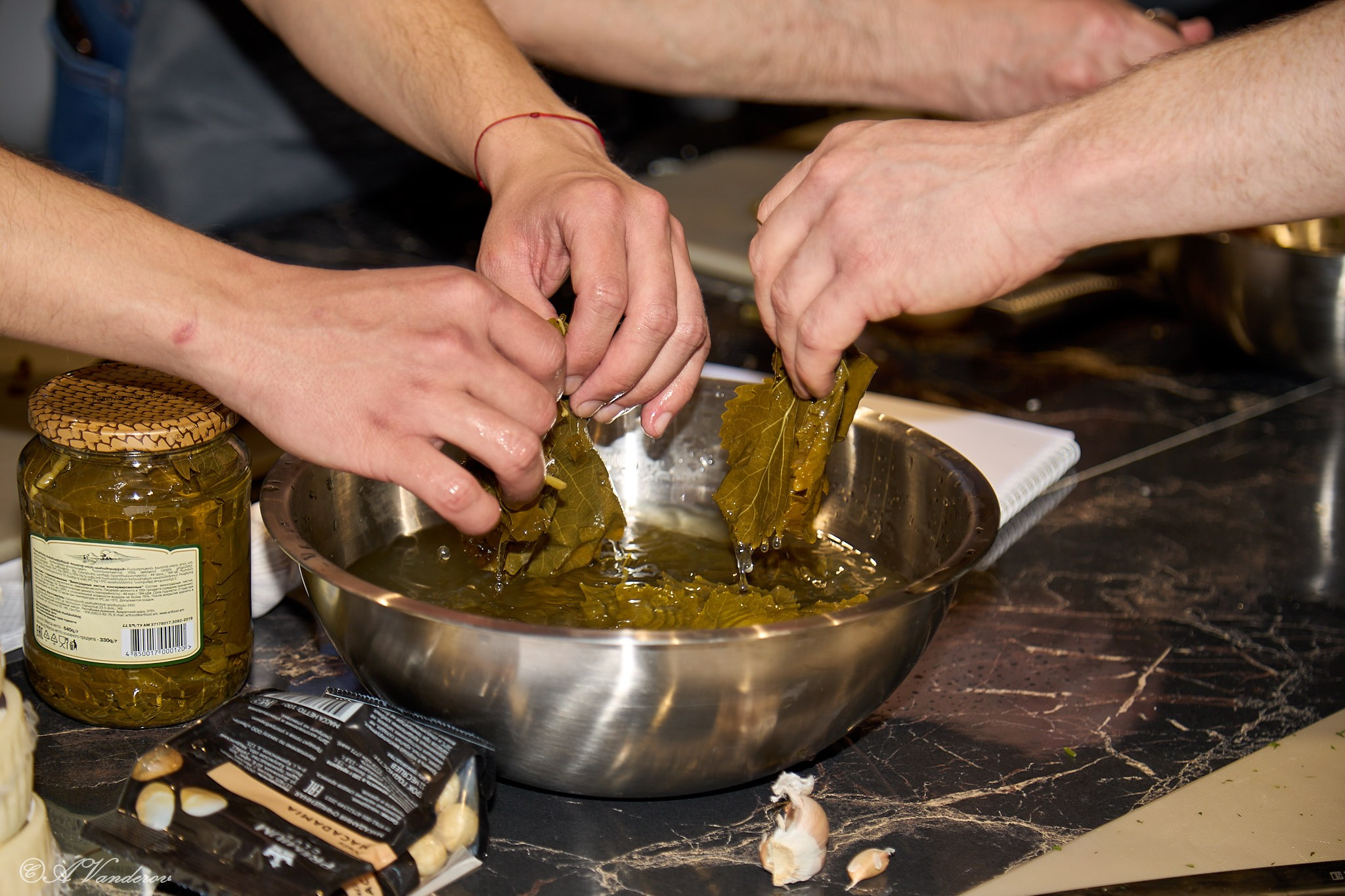 Мужские разговоры на кухне 2. Фотограф Омск | Александр Вандеров