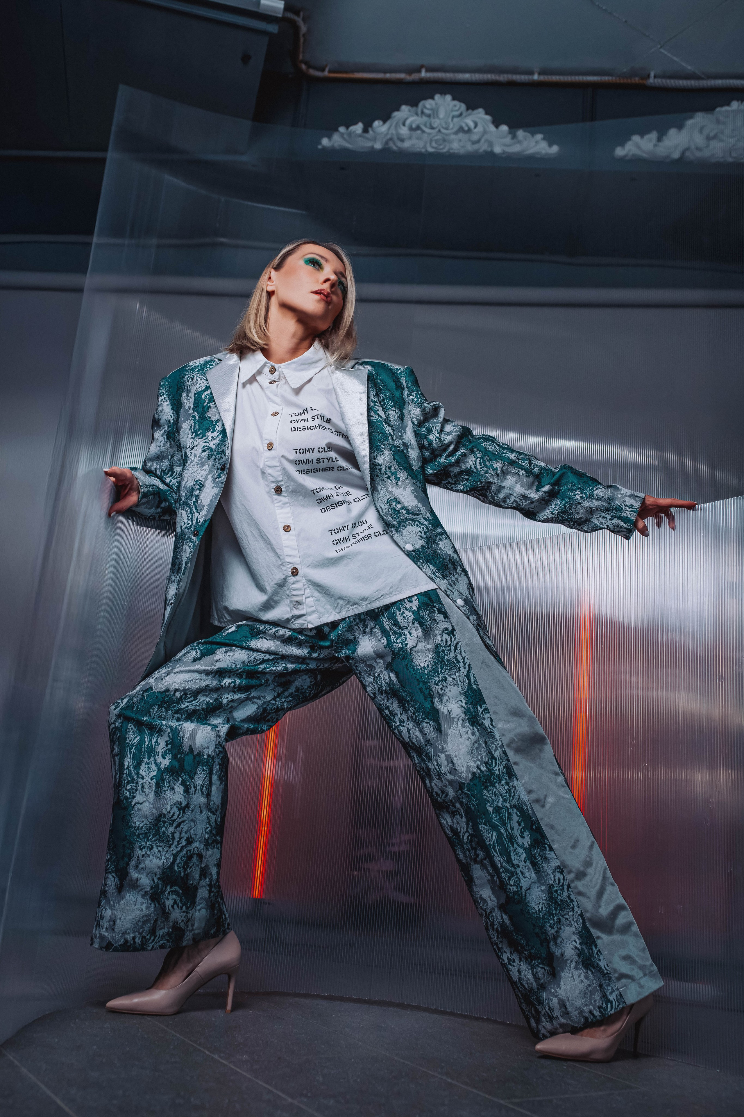 Дизайнерская одежда «Tony Clou». Портретный фотограф в Екатеринбурге Дарья Жужгова