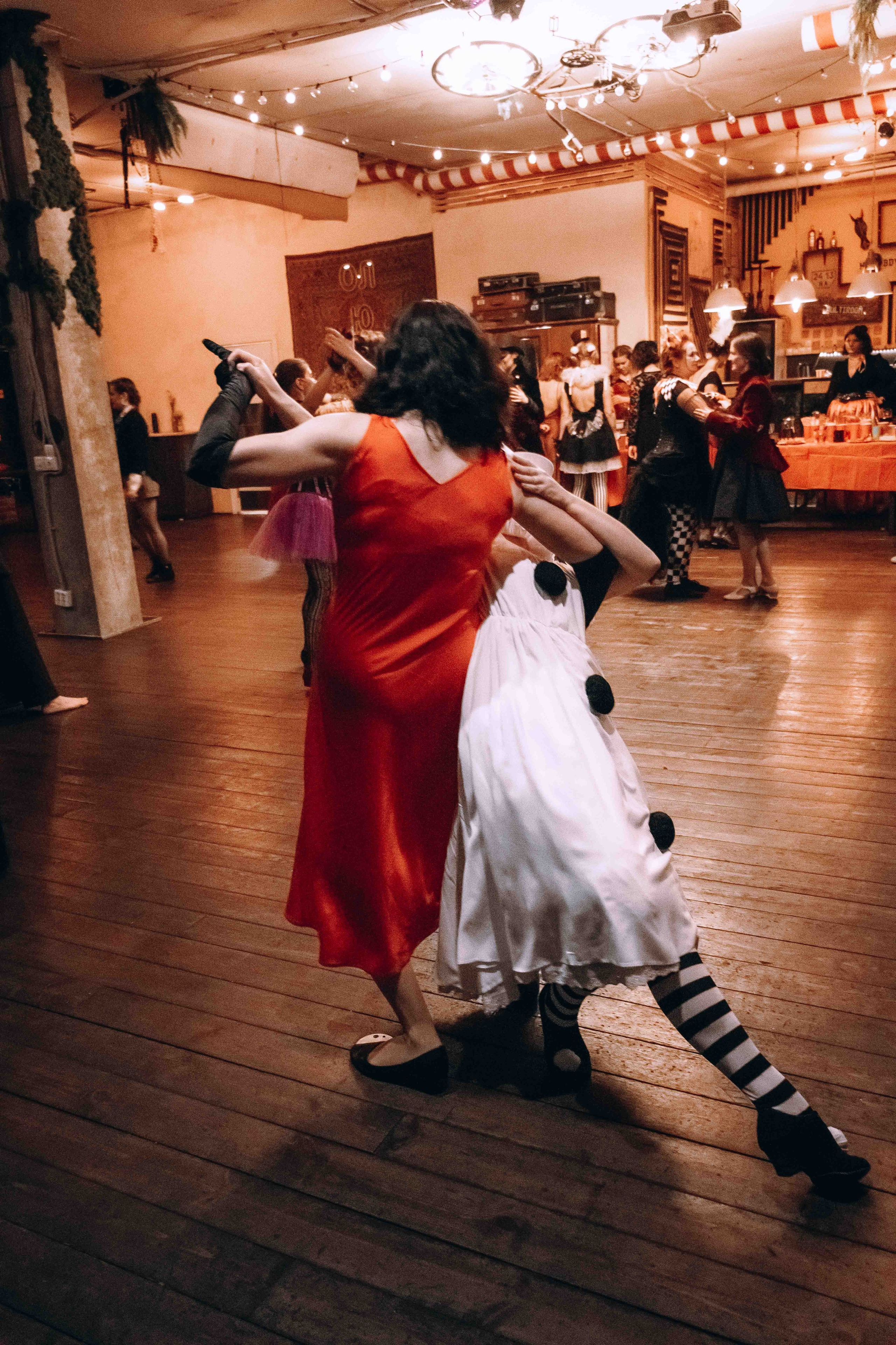 Танцвечер «Надвигается беда». Фотограф Аннё| Москва