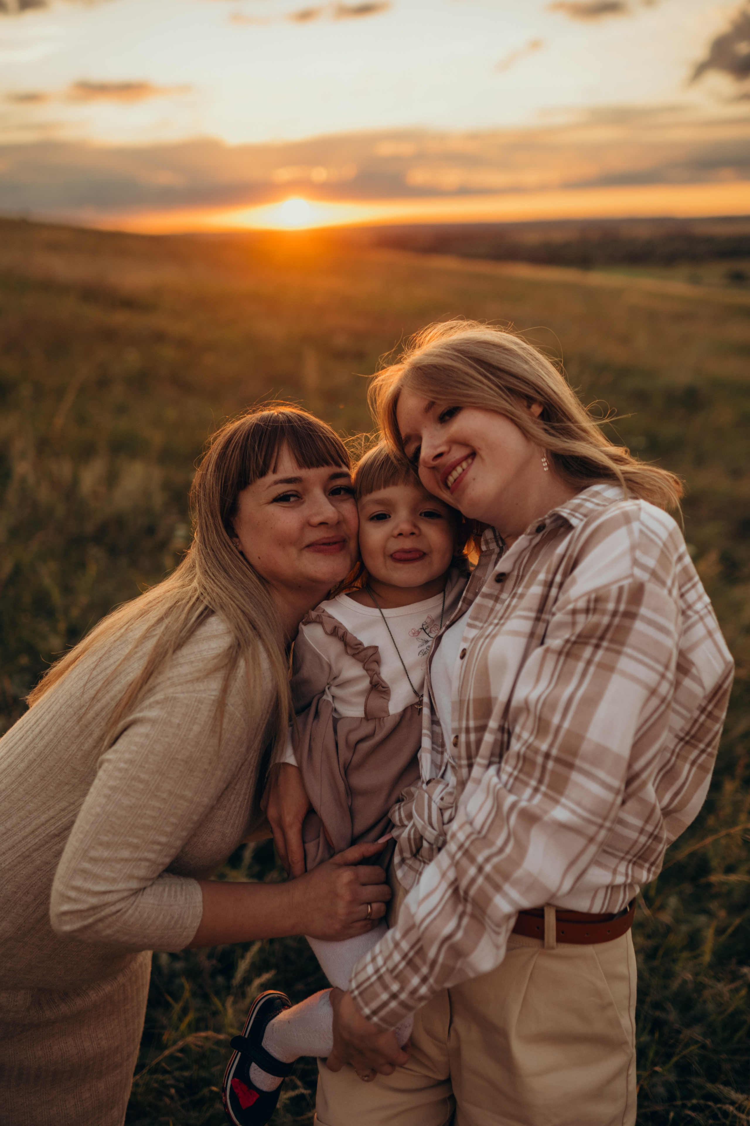 Даша Даня Ксюша Илья Саша и Ева. Свадебный и семейный фотограф в Самаре Головань Наталья