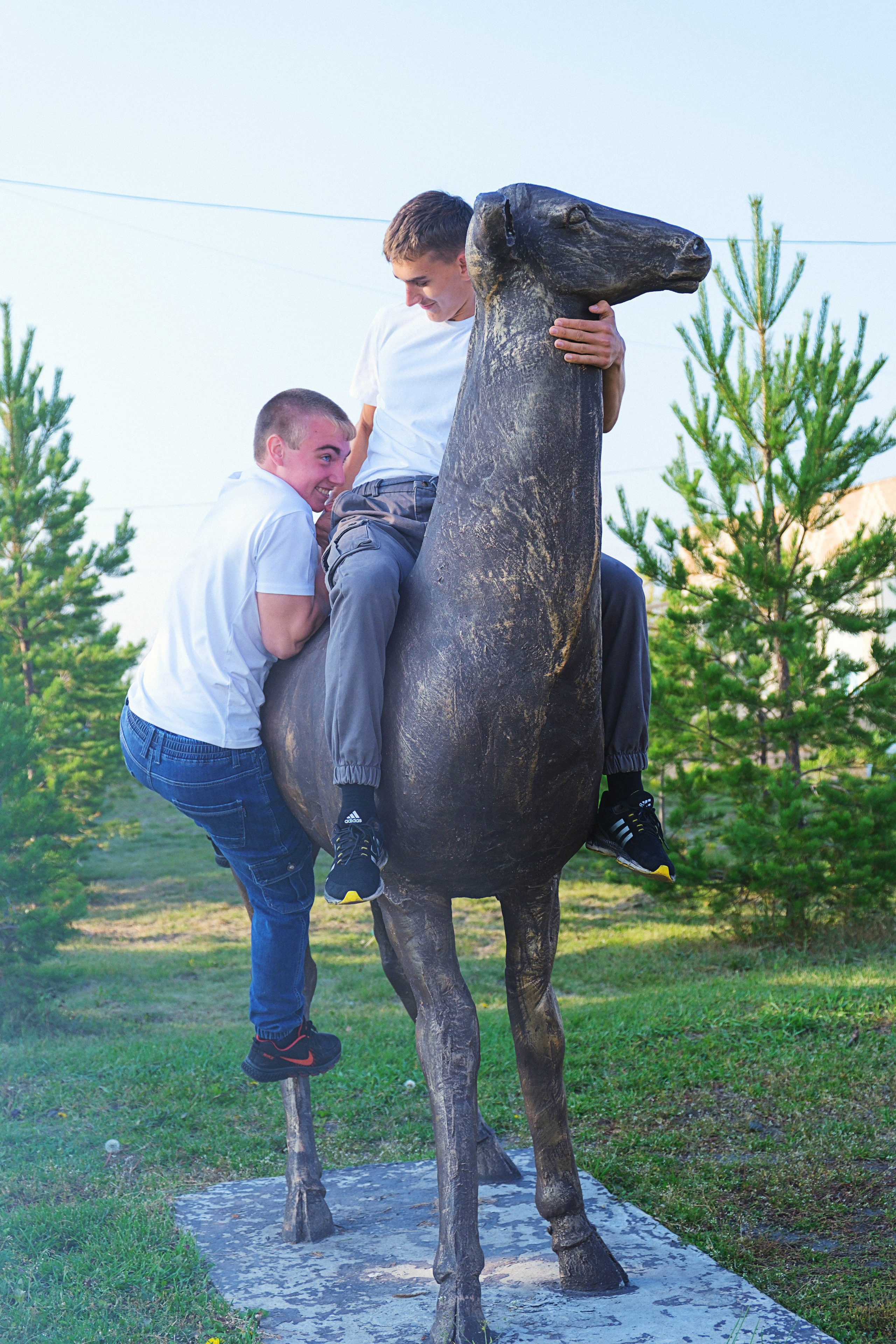 Выпускной альбом 2024. Фотограф и видеограф в Омск/Москва Сащенко Лера