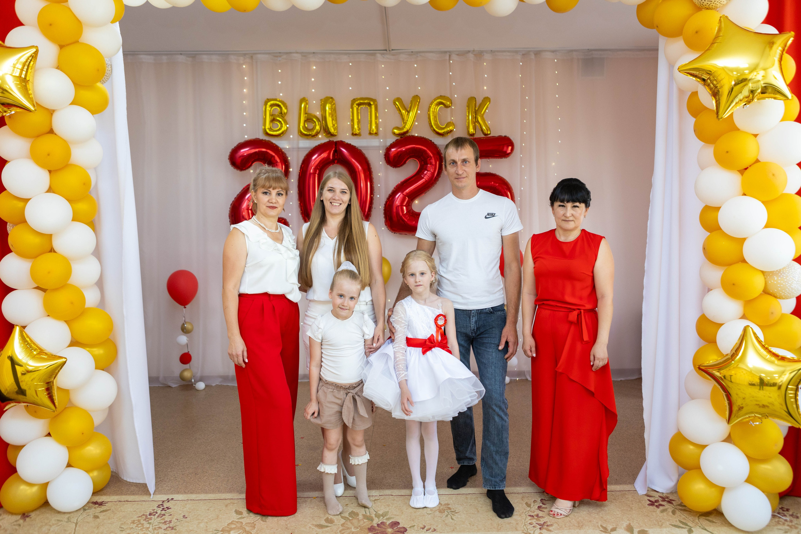 Выпускной в детскому саду 2025 год. Свадебный и предметный фотограф Ренат Каламперов