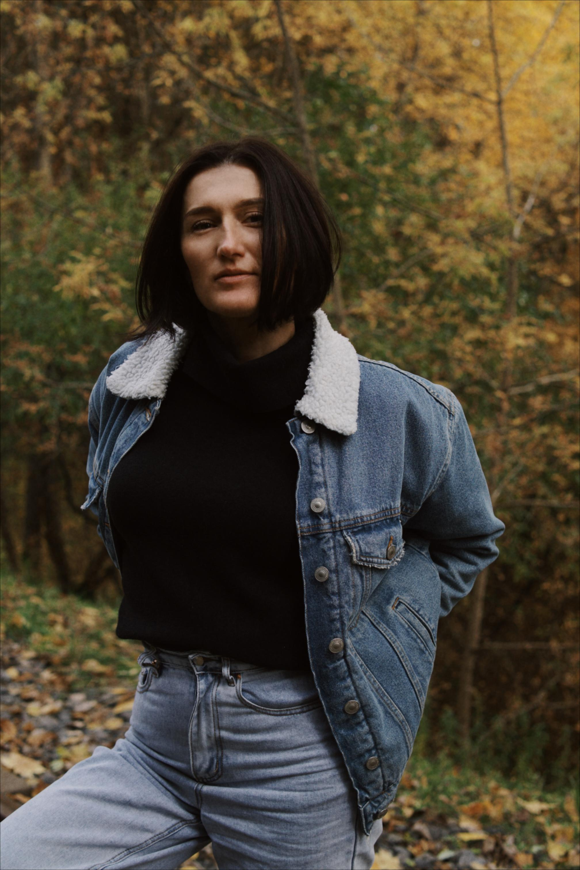 Настя, прогулка в лесу. Фотограф в Минске Света Григорьева