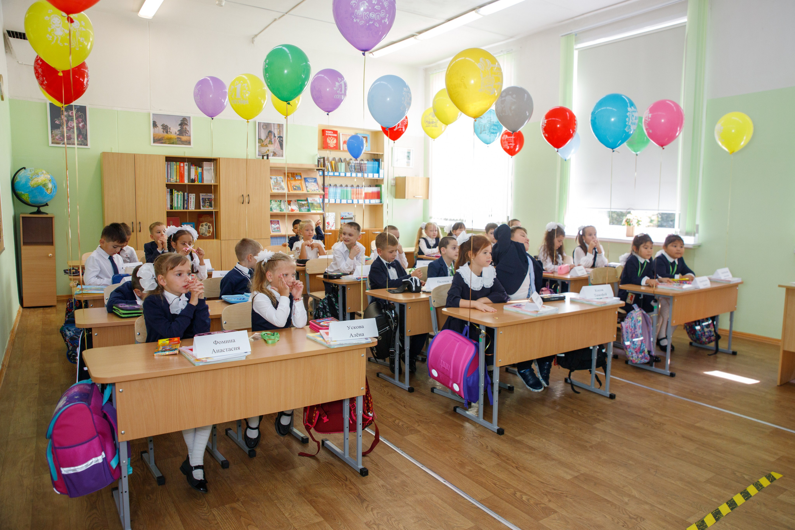 Репортажная съемка первого сентября для первоклассников. Семейный и школьный фотограф в Москве Анна Ткач