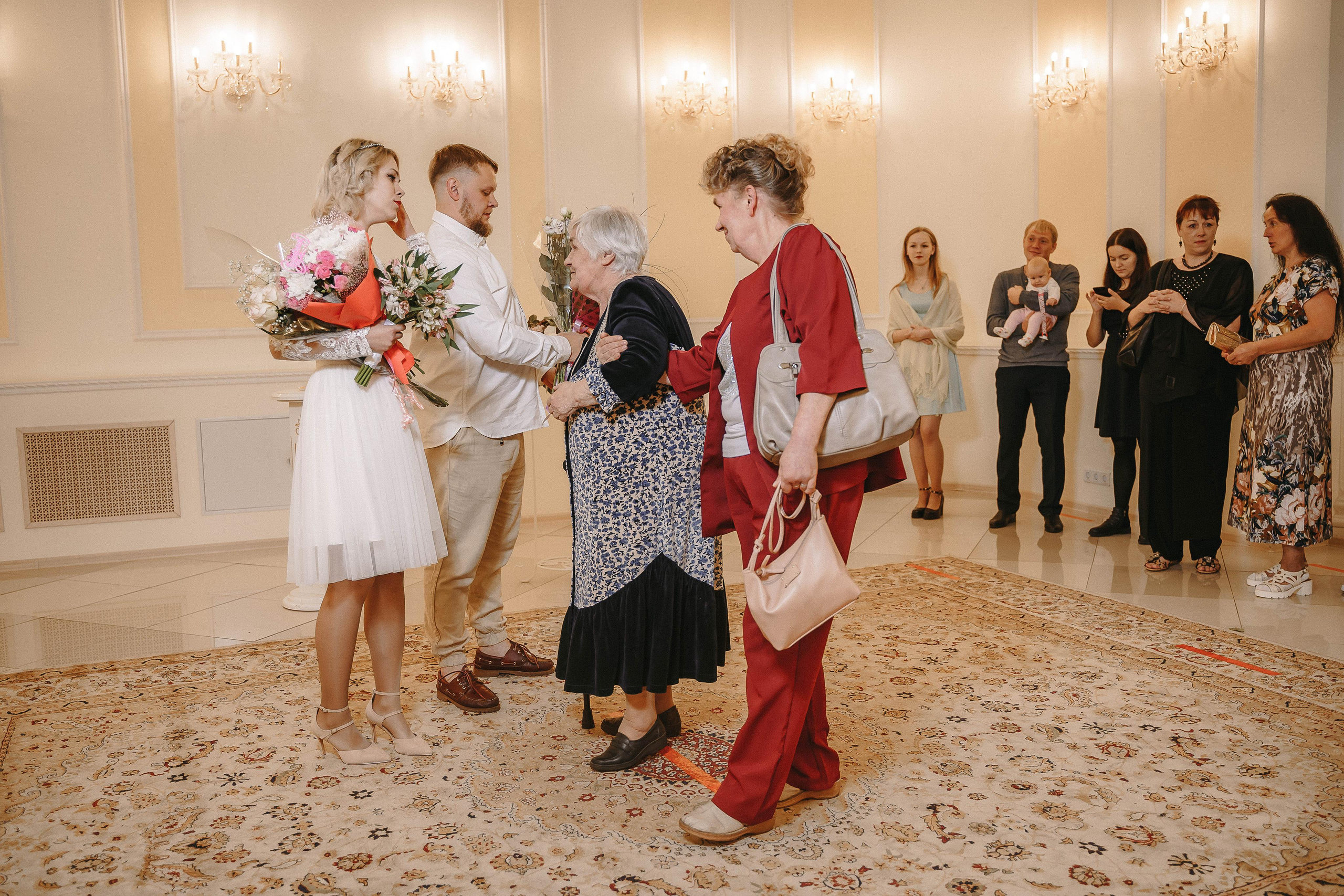 Свадебная фотосессия в ЗАГС города Королев (Московская область)