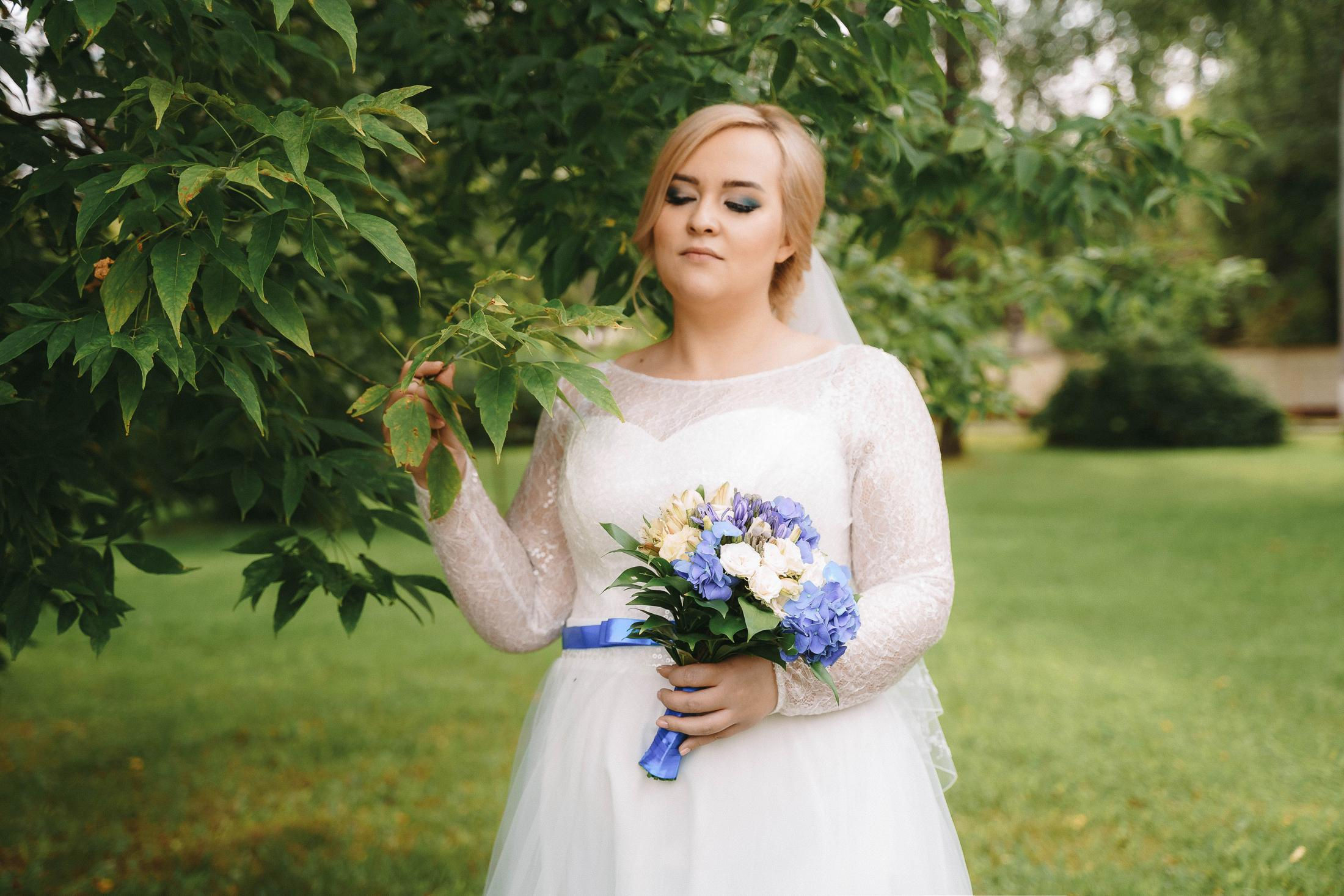 Свадебная фотосессия в ЗАГС города Королев (Московская область)