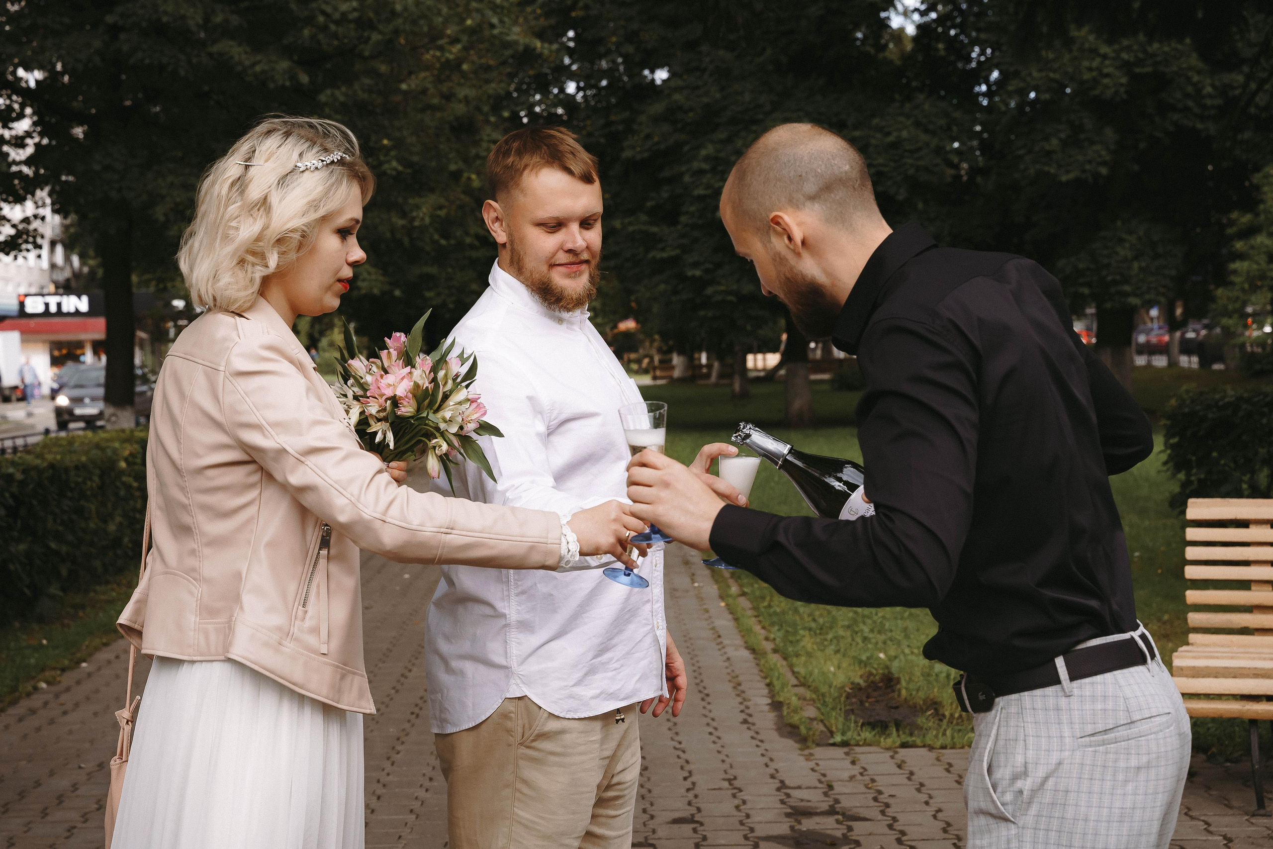 Свадебная фотосессия в ЗАГС города Королев (Московская область)