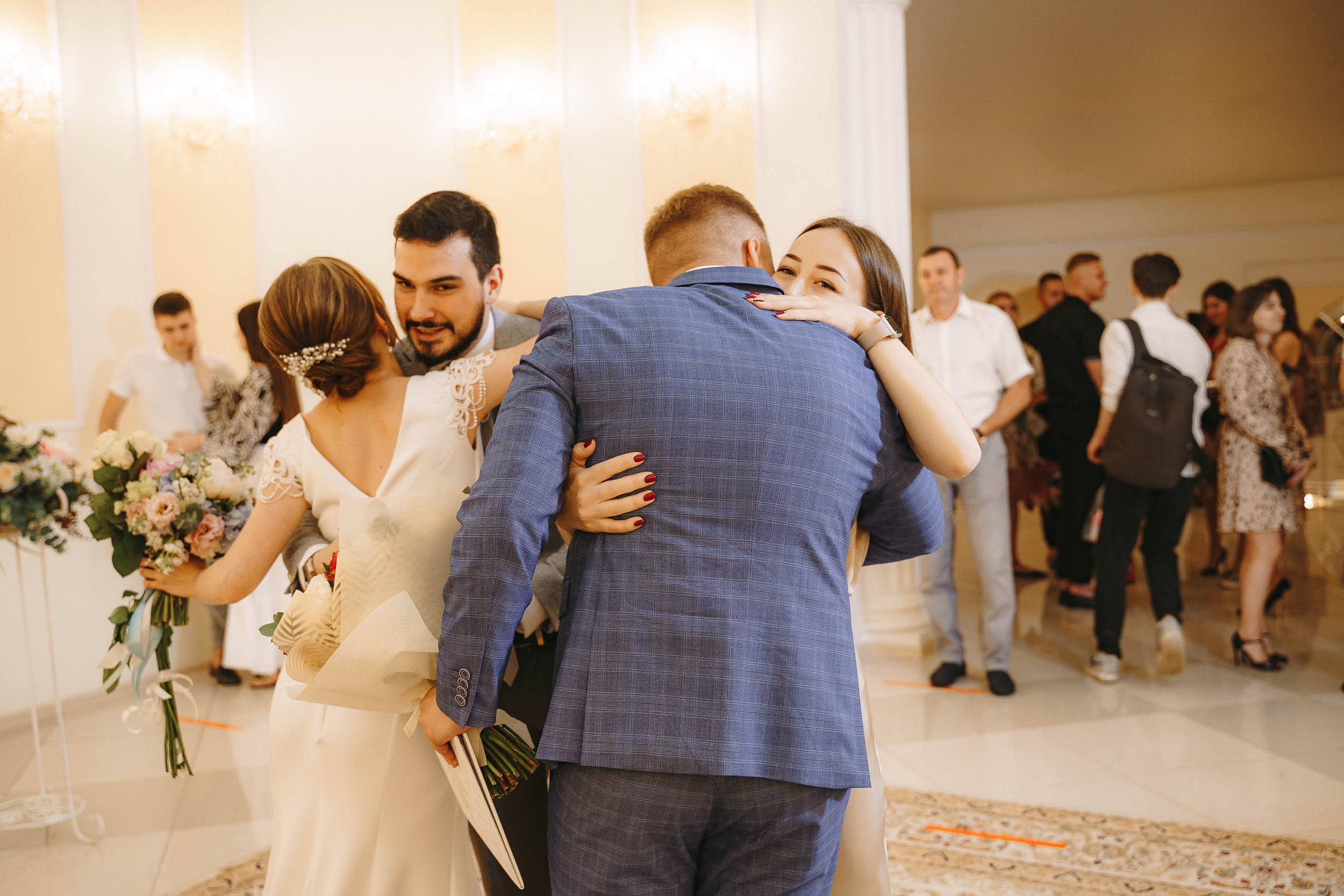 Свадебная фотосессия в ЗАГС города Королев (Московская область)