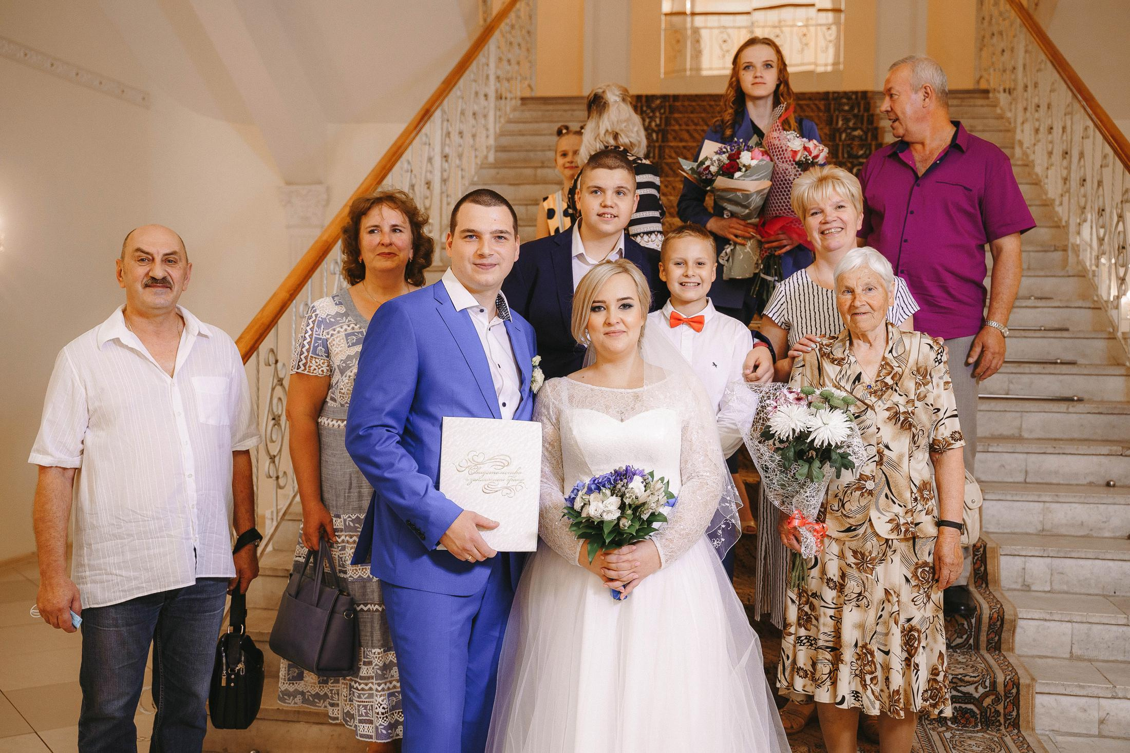 Свадебная фотосессия в ЗАГС города Королев (Московская область)