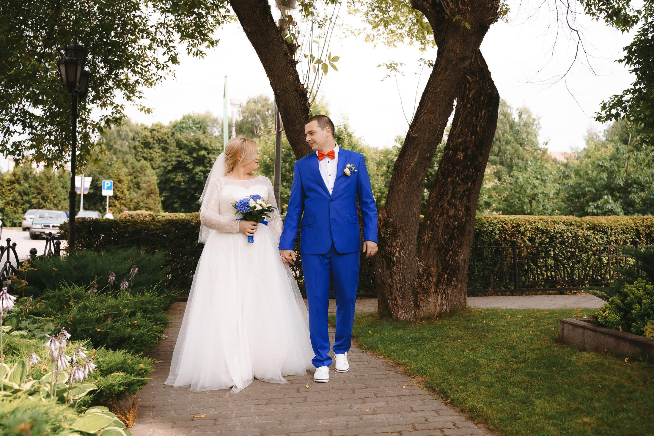 Свадебная фотосессия в ЗАГС города Королев (Московская область)