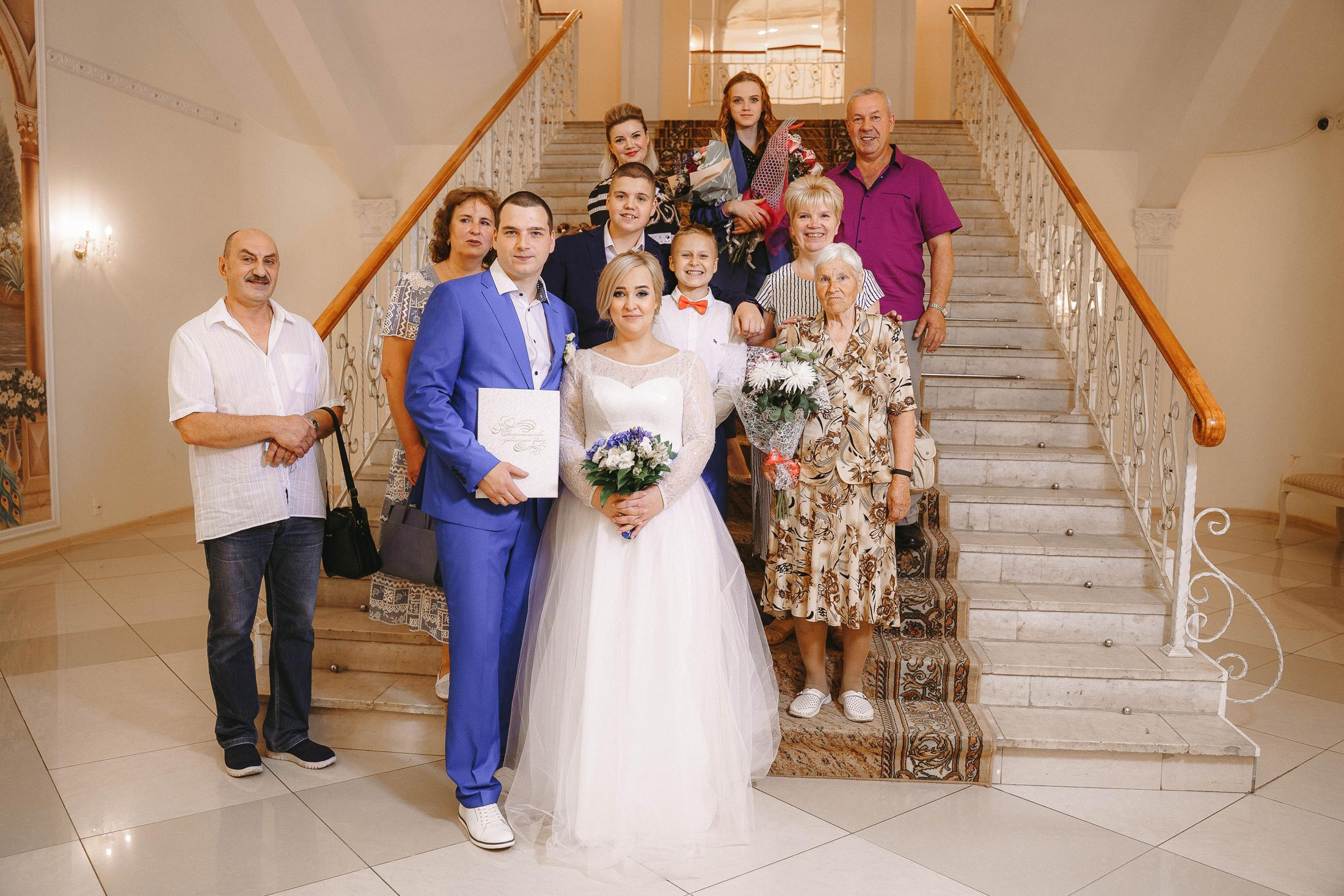 Свадебная фотосессия в ЗАГС города Королев (Московская область)