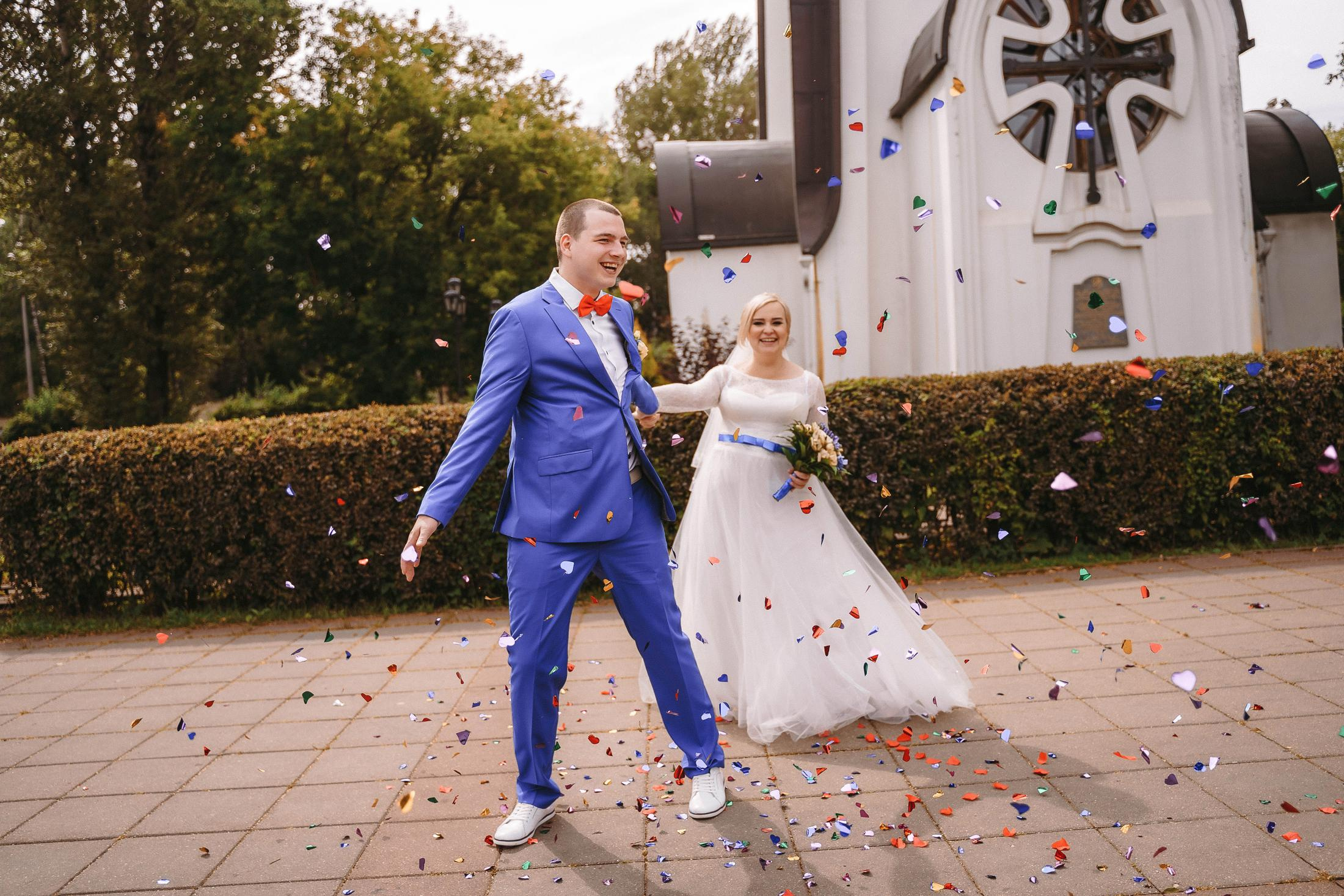 Свадебная фотосессия в ЗАГС города Королев (Московская область)