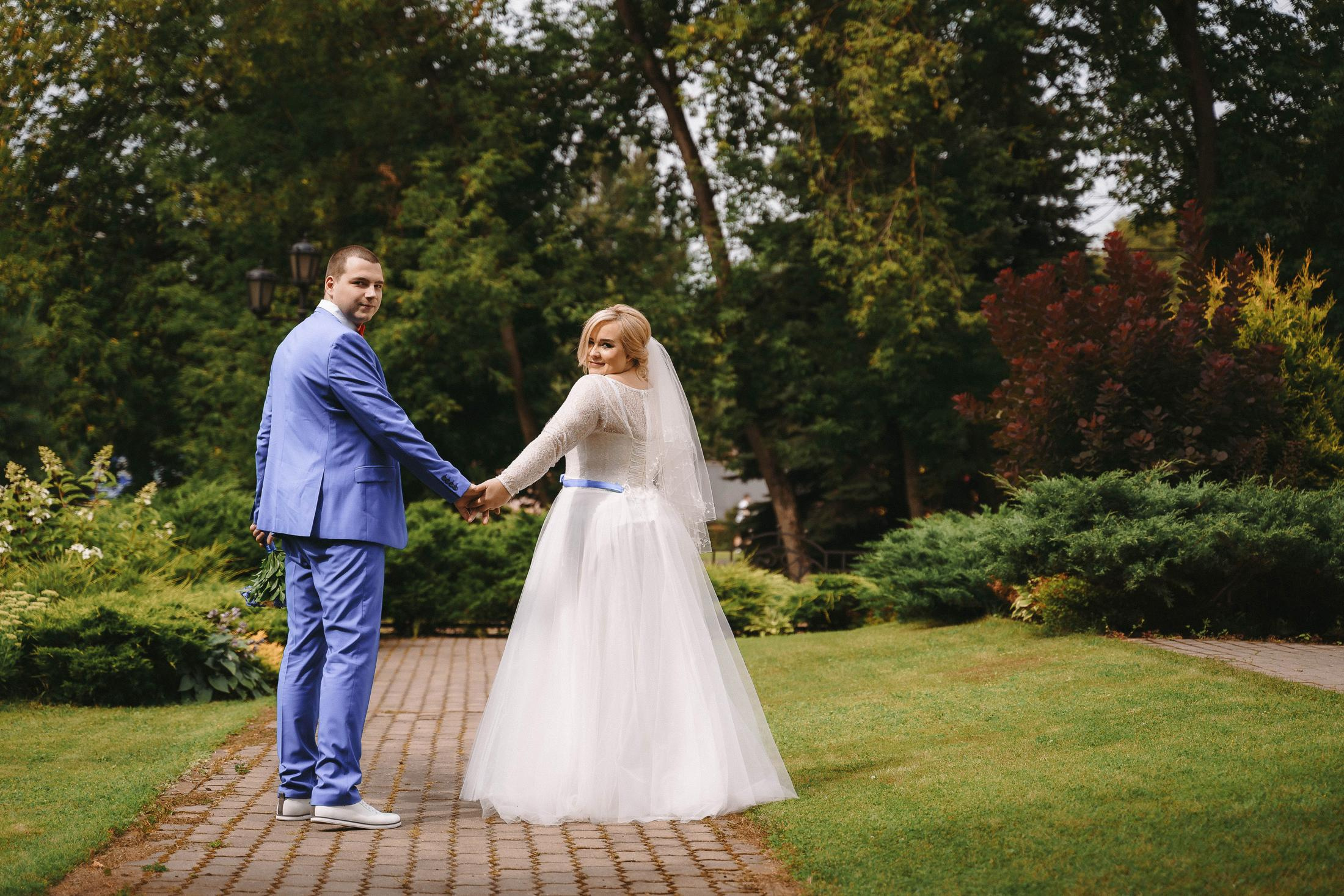 Свадебная фотосессия в ЗАГС города Королев (Московская область)