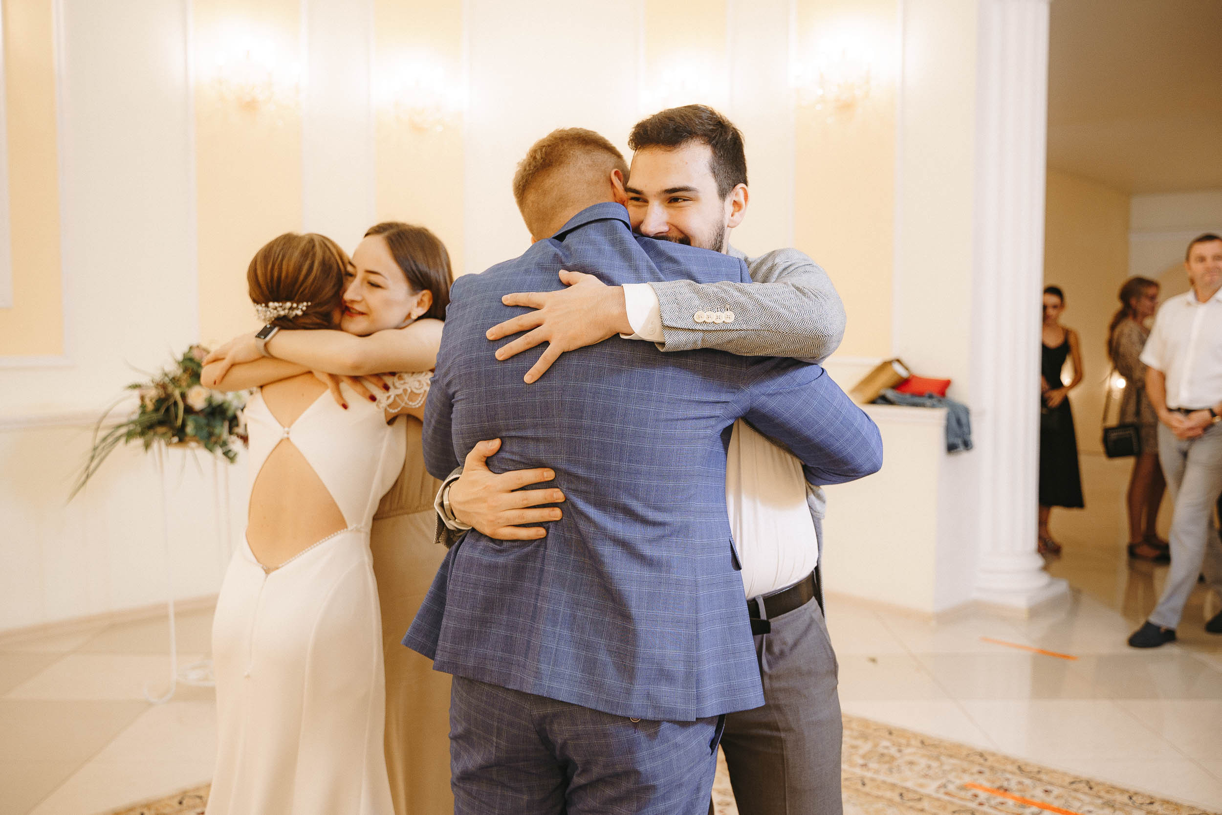 Свадебная фотосессия в ЗАГС города Королев (Московская область)