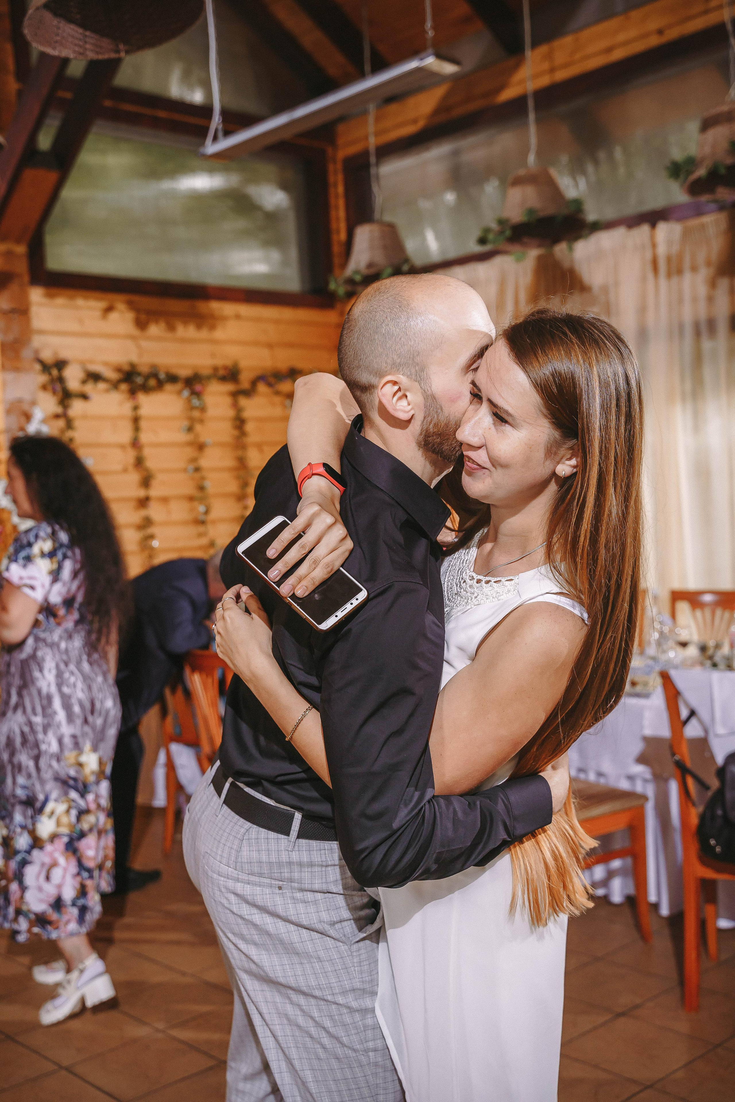 Свадебная фотосессия в ЗАГС города Королев (Московская область)