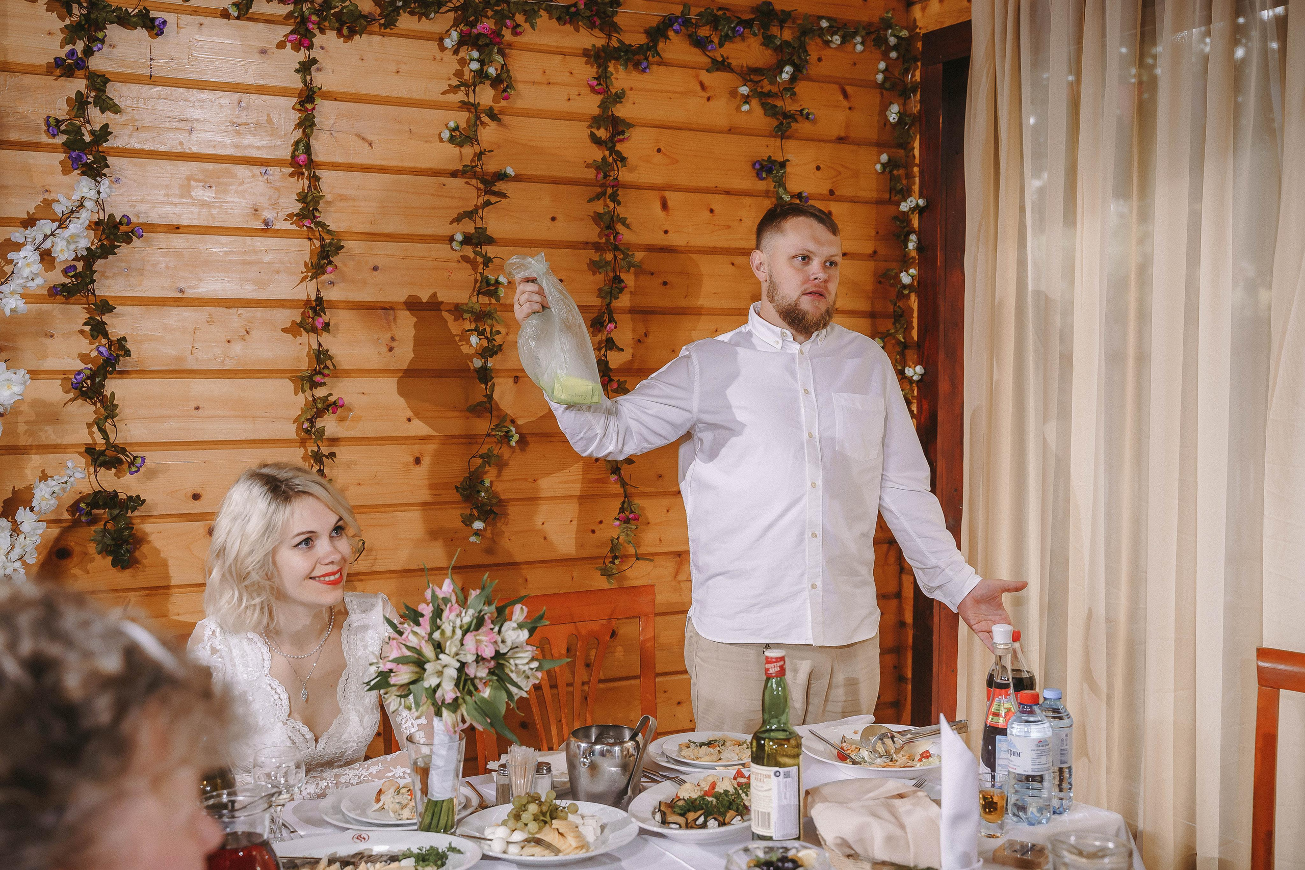 Свадебная фотосессия в ЗАГС города Королев (Московская область)