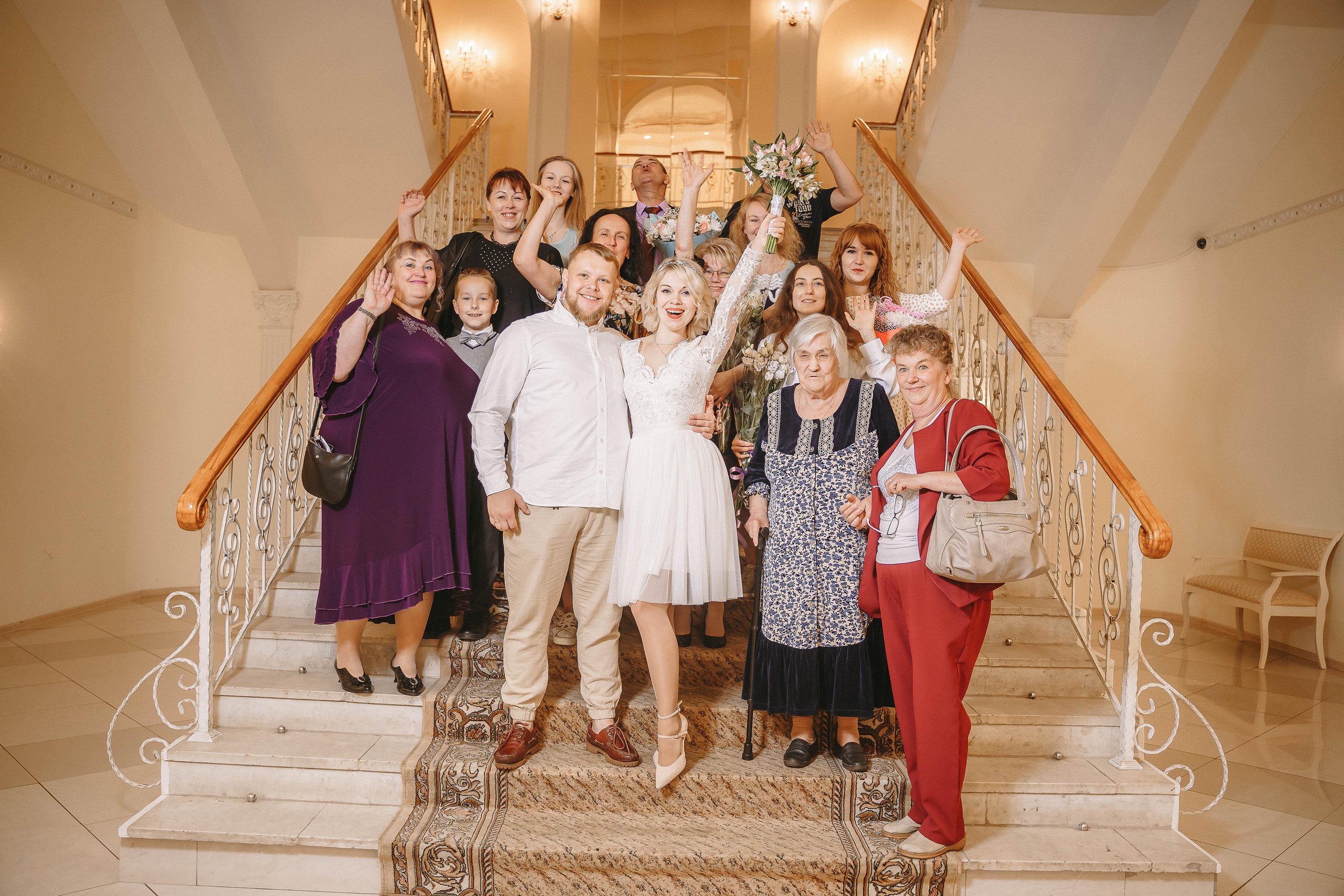 Свадебная фотосессия в ЗАГС города Королев (Московская область)