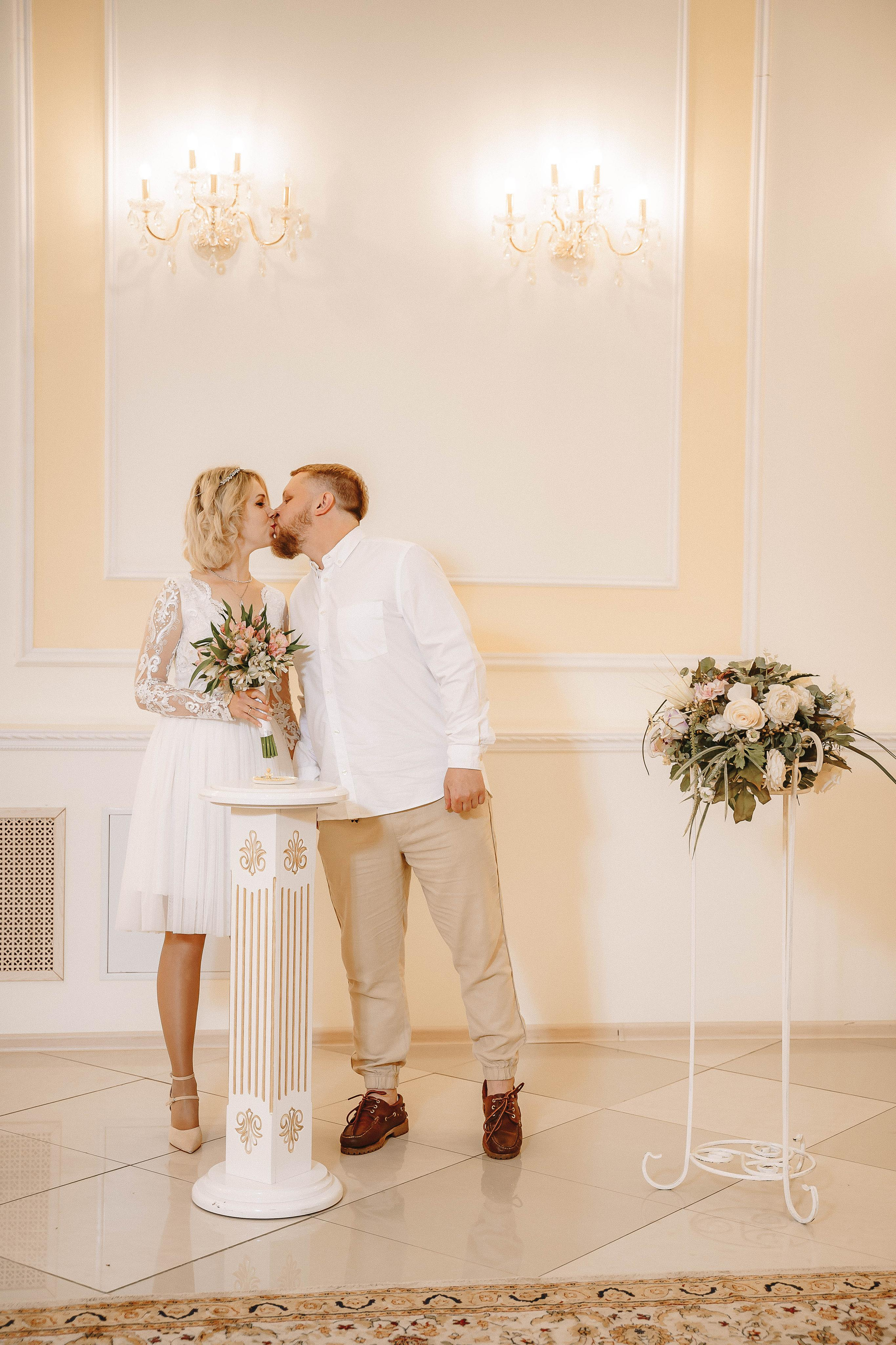 Свадебная фотосессия в ЗАГС города Королев (Московская область)