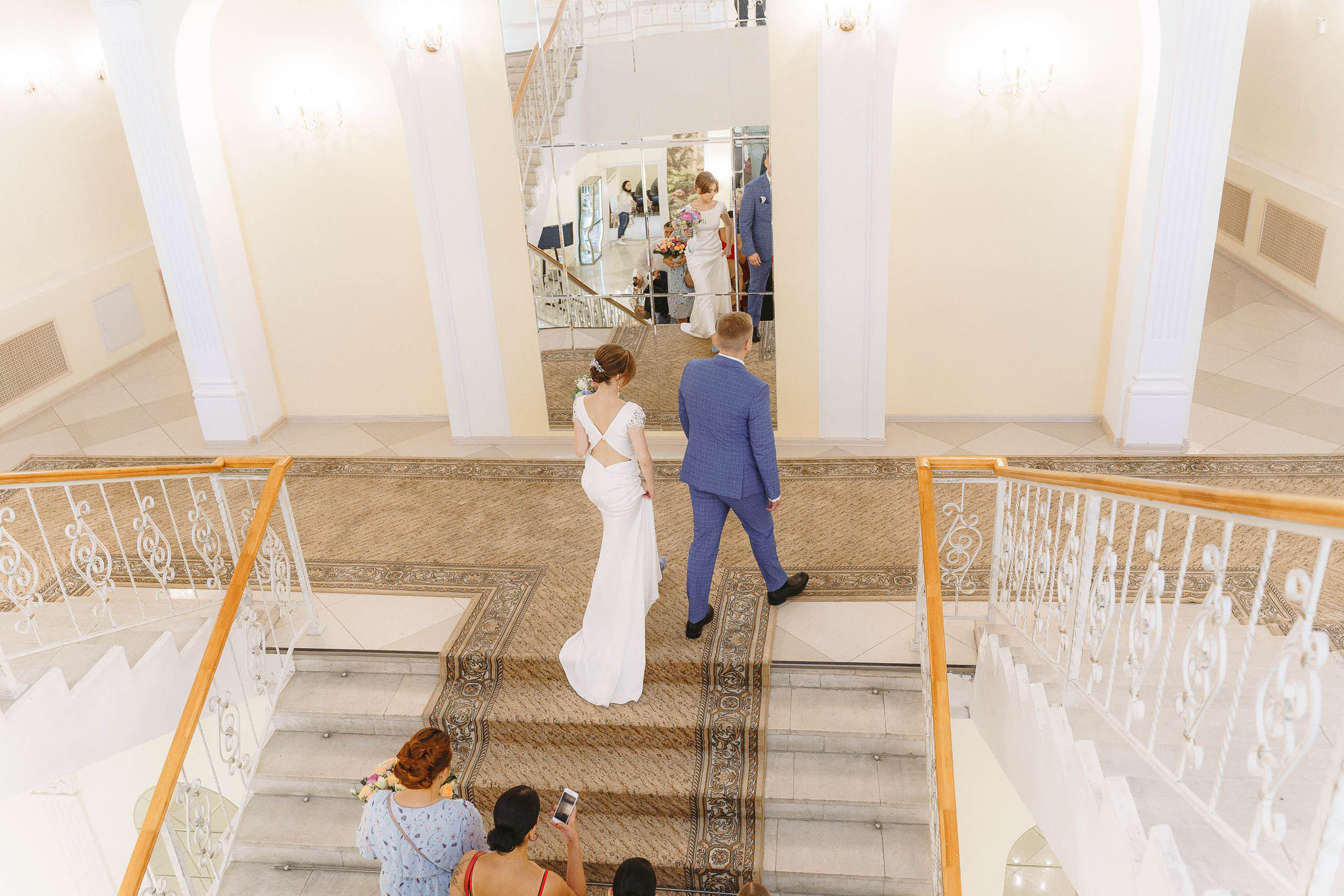 Свадебная фотосессия в ЗАГС города Королев (Московская область)