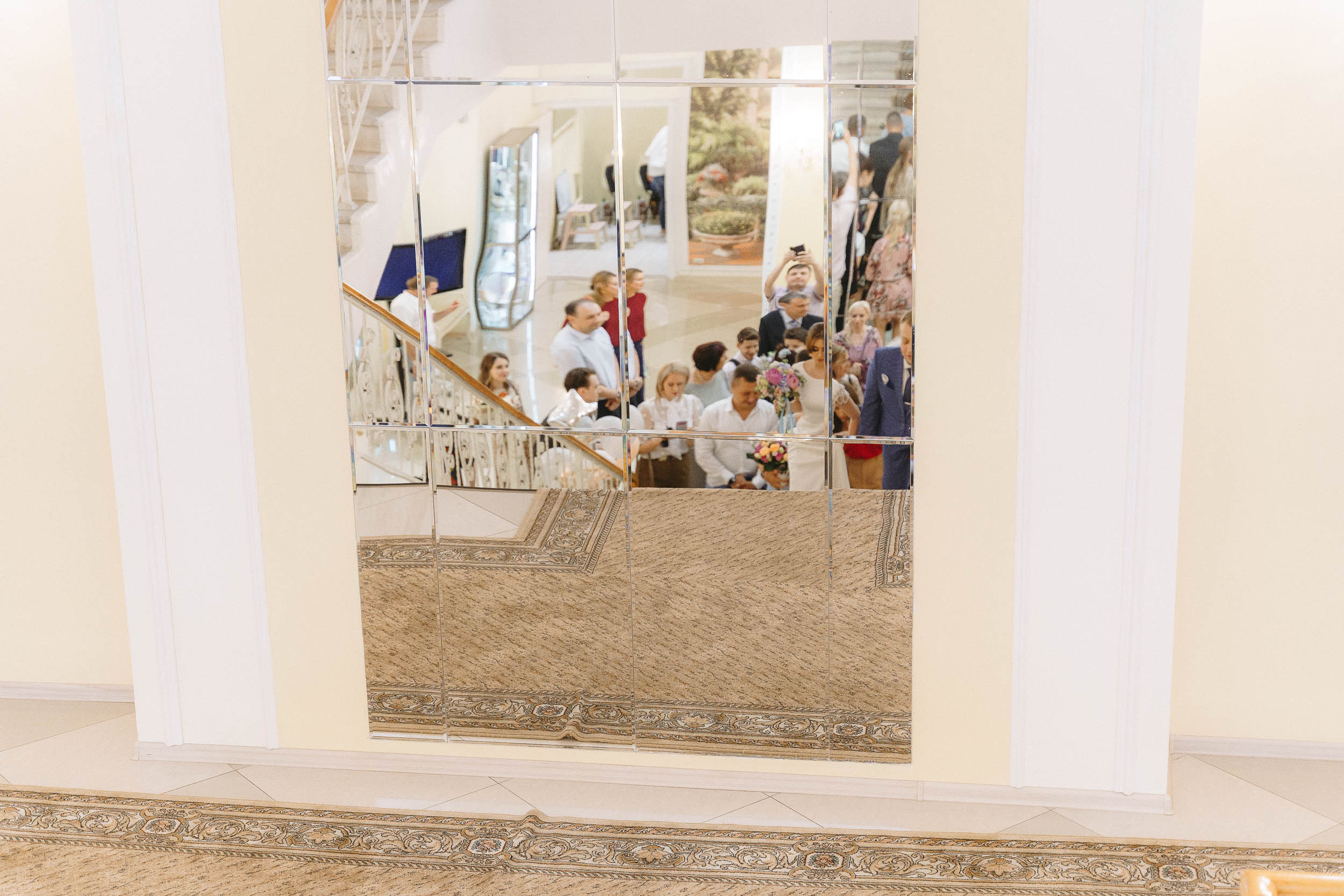 Свадебная фотосессия в ЗАГС города Королев (Московская область)