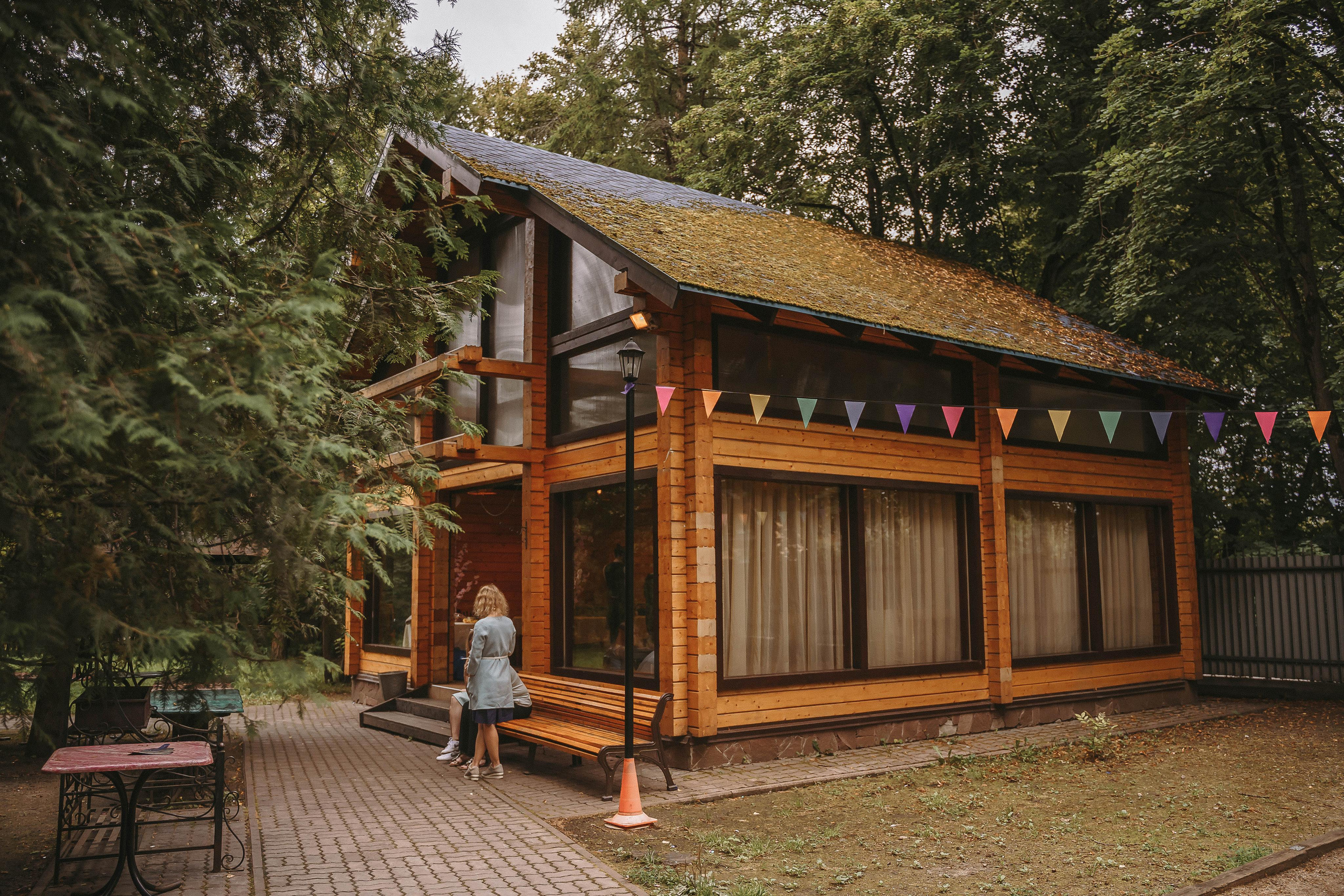 Свадебная фотосессия в ЗАГС города Королев (Московская область)