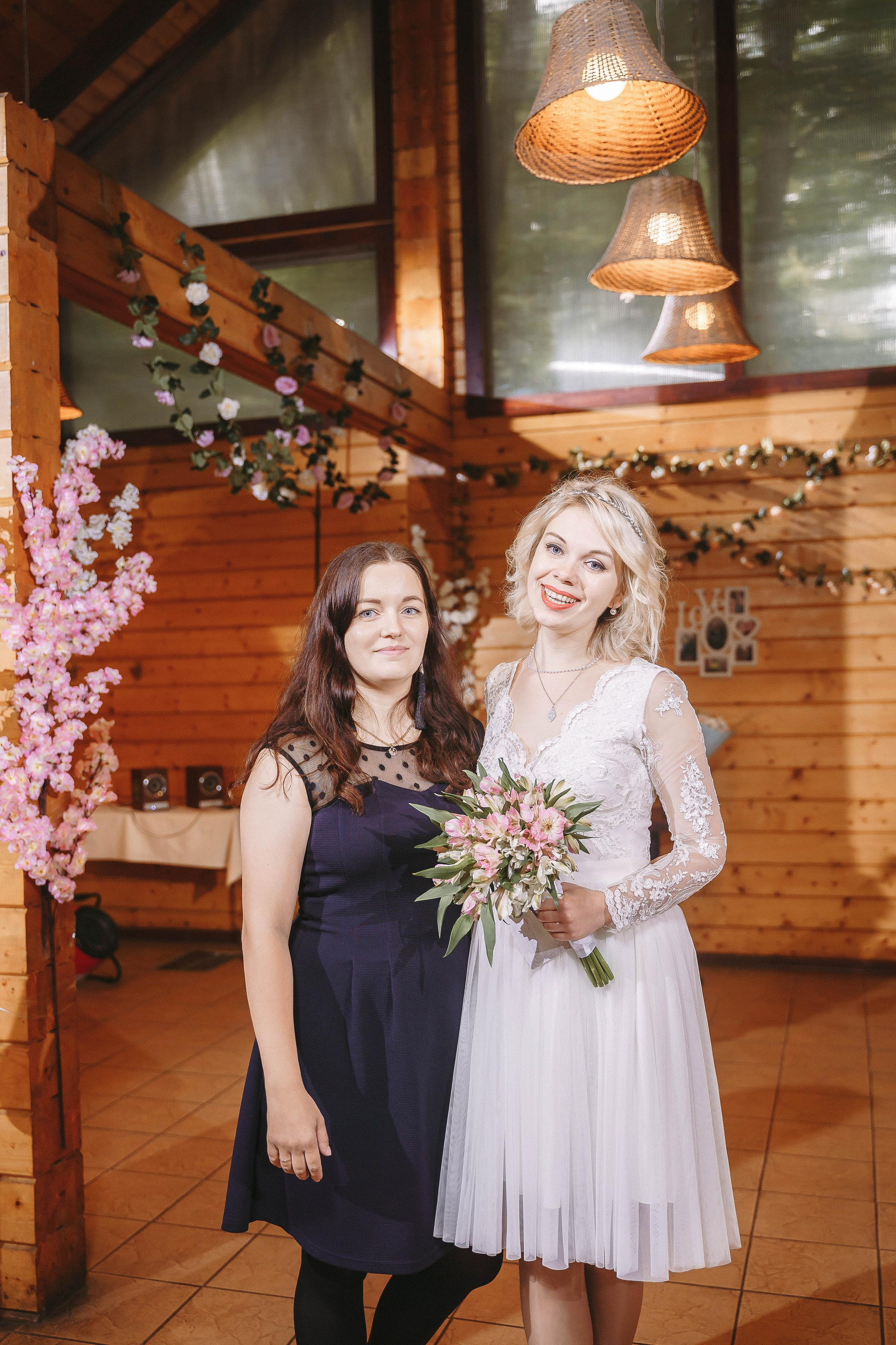 Свадебная фотосессия в ЗАГС города Королев (Московская область)