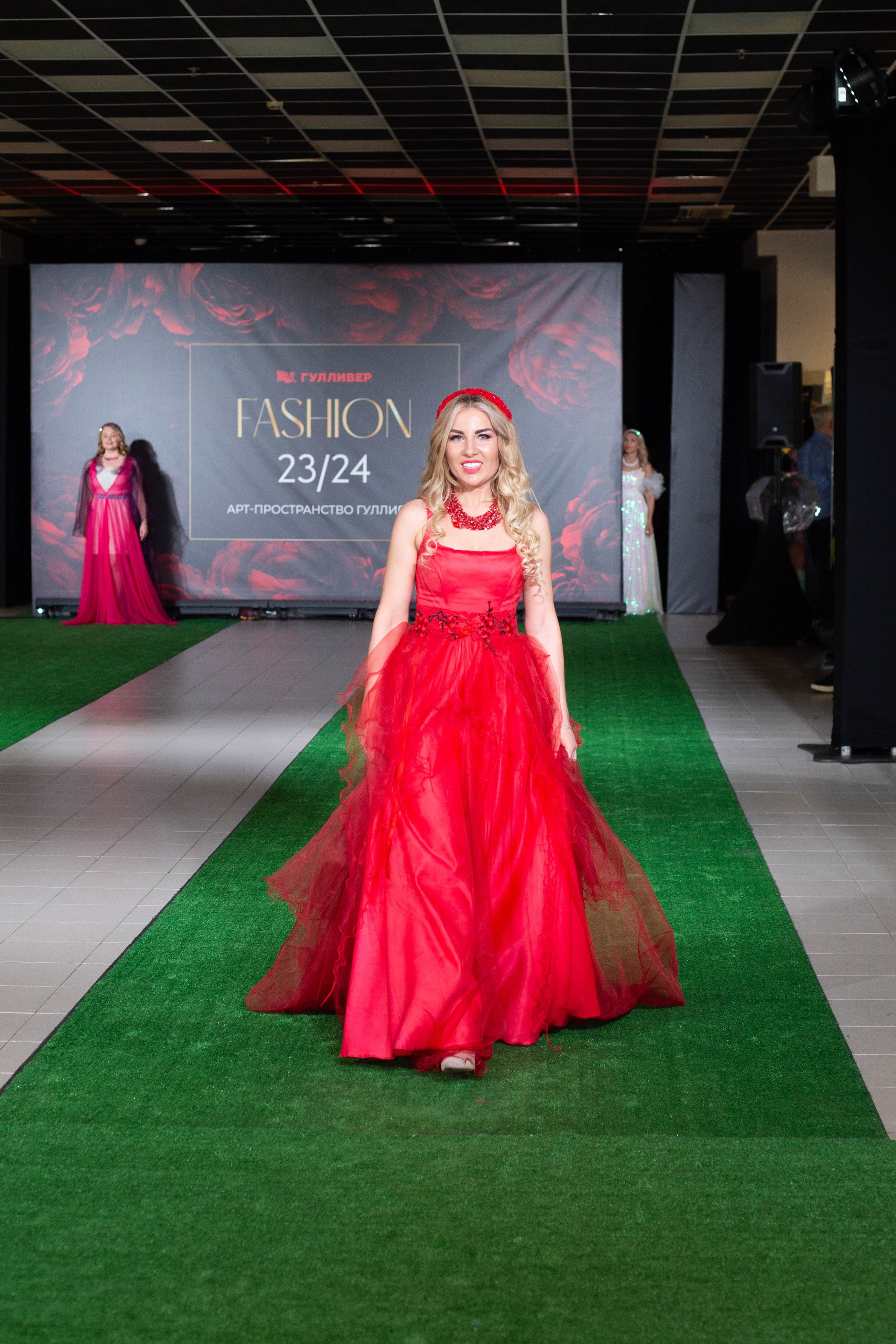 Дефиле. Художественный и репортажный фотограф в Санкт-Петербурге Виктория Никитина