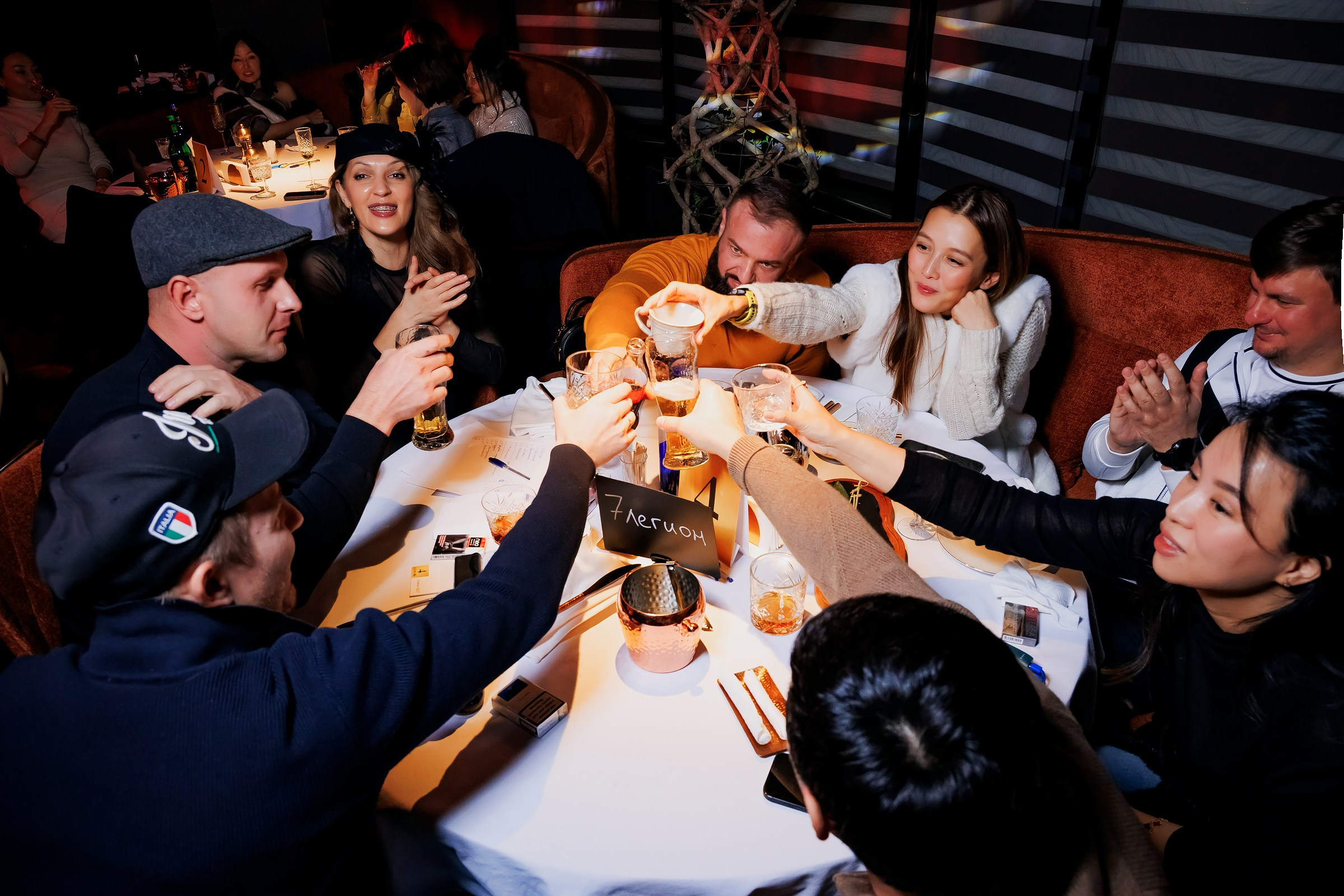 Вокруг Света за 60 Секунд-Sunset Meat Restaurant. Репортажный фотограф в Алматы Каюпов Сержан