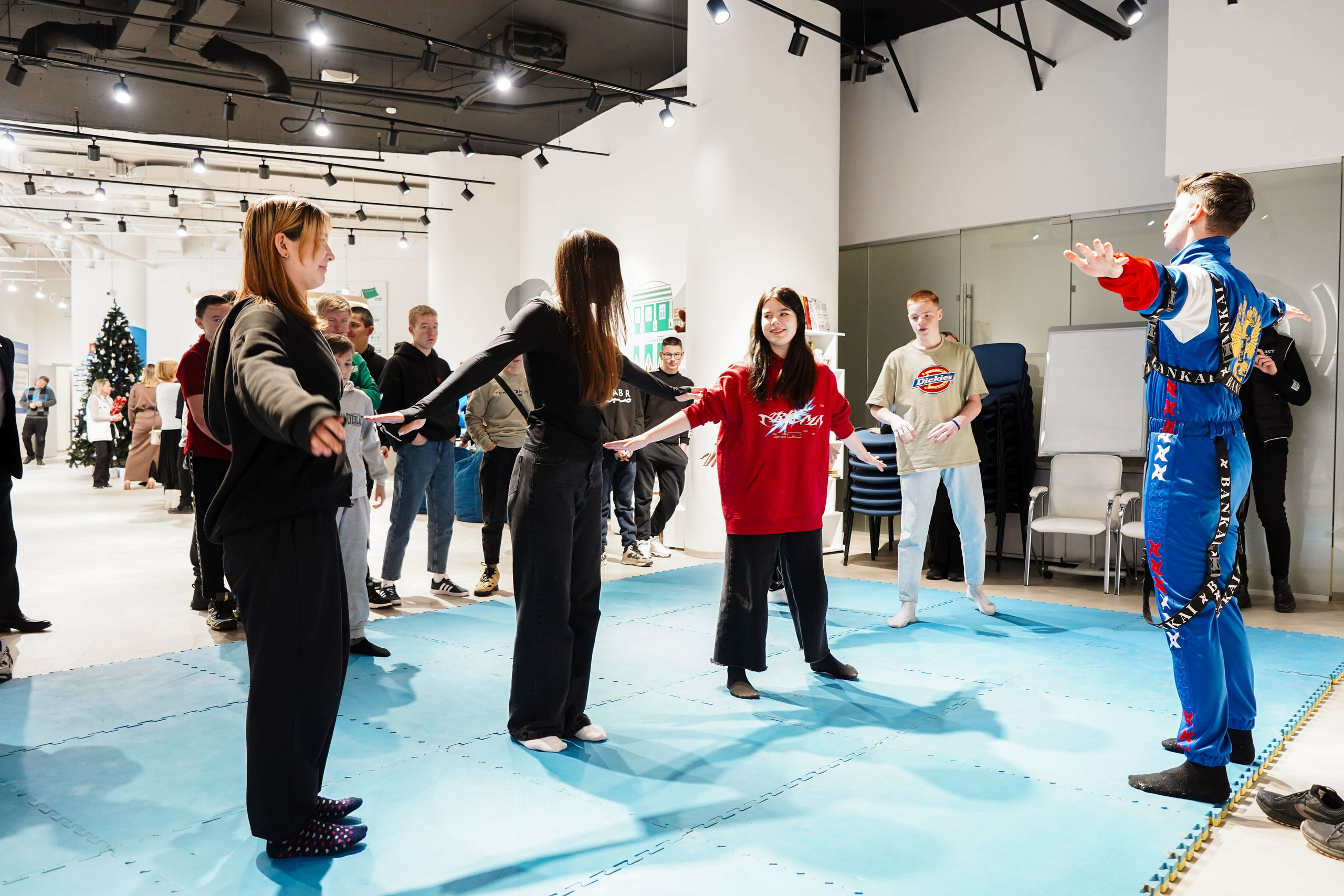 Благотворительная елка. Семейный и портретный фотограф в Екатеринбурге Yana Strok