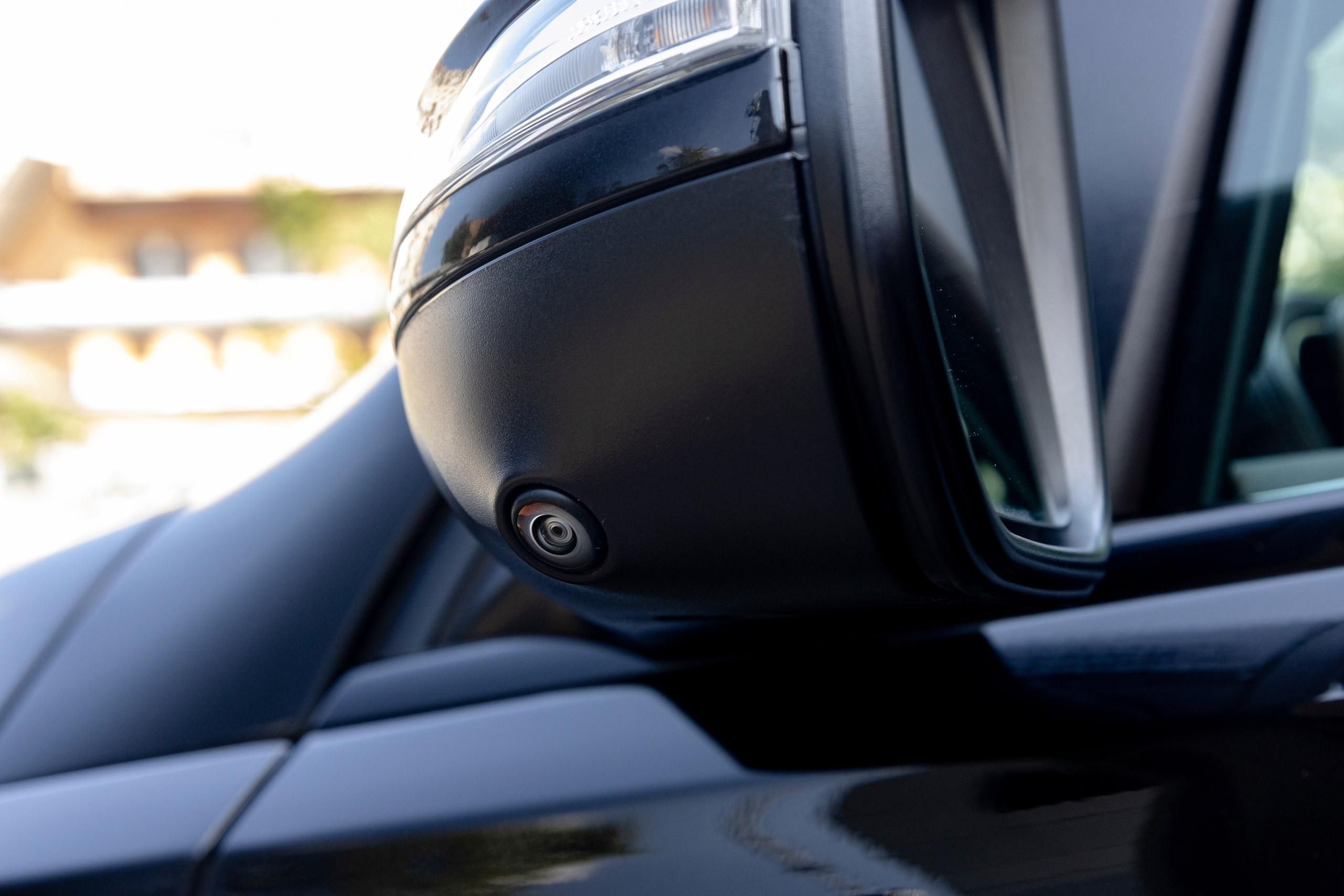 Фотосессия с мотоциклами и автомобилями. Предметный фотограф в Москве и Московской области