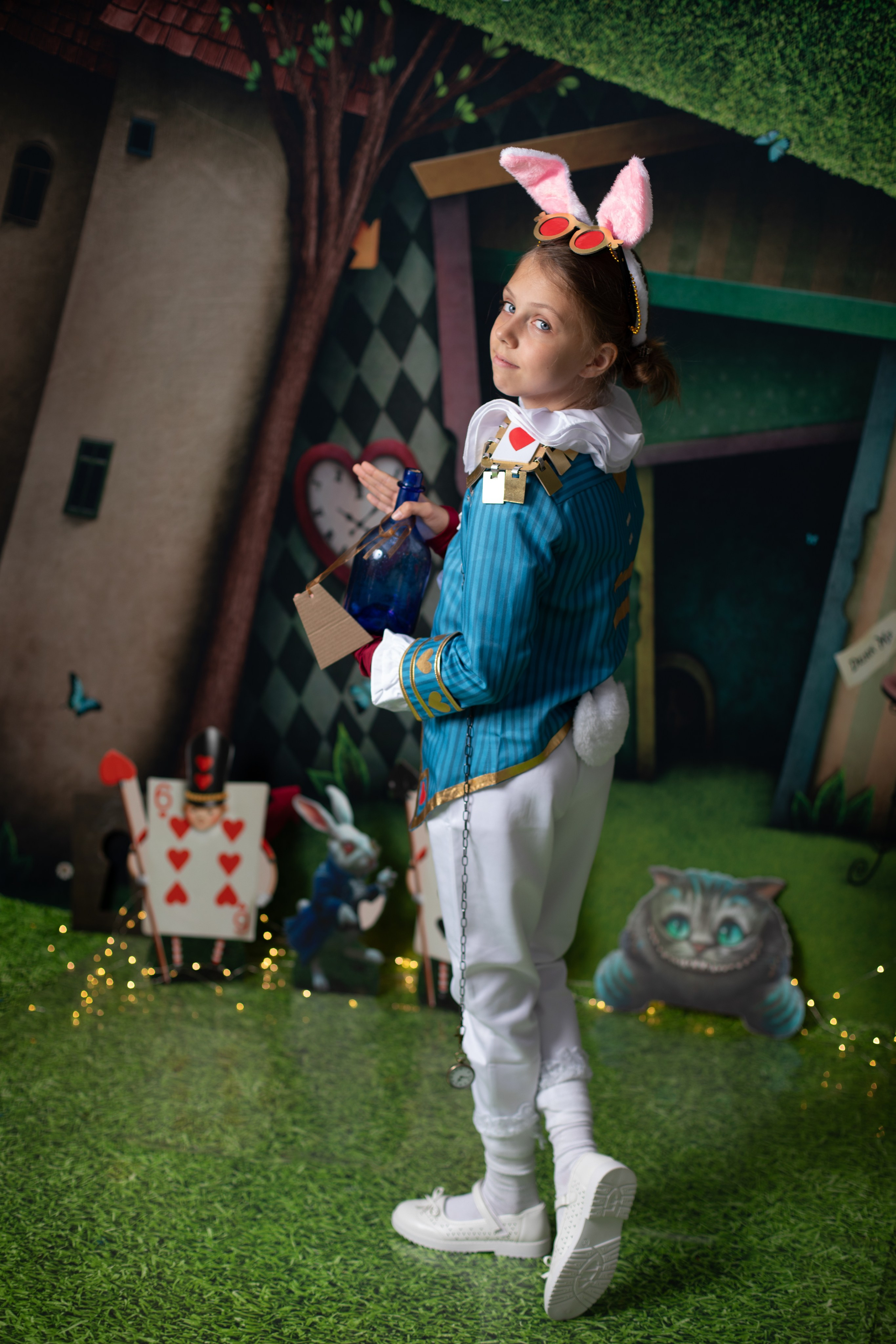 Алиса в Стране Чудес. Фотограф новорождённых Псков