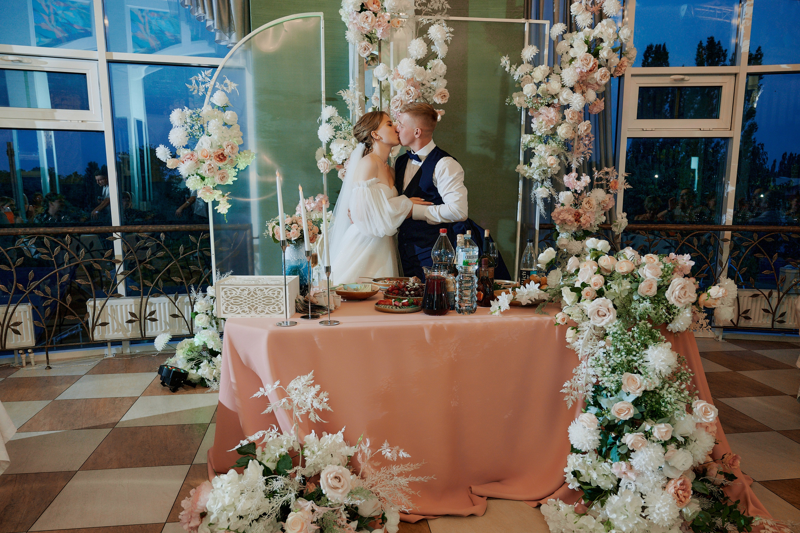 Олег и Лиза. Фото-видеосъемка свадеб Venson Films