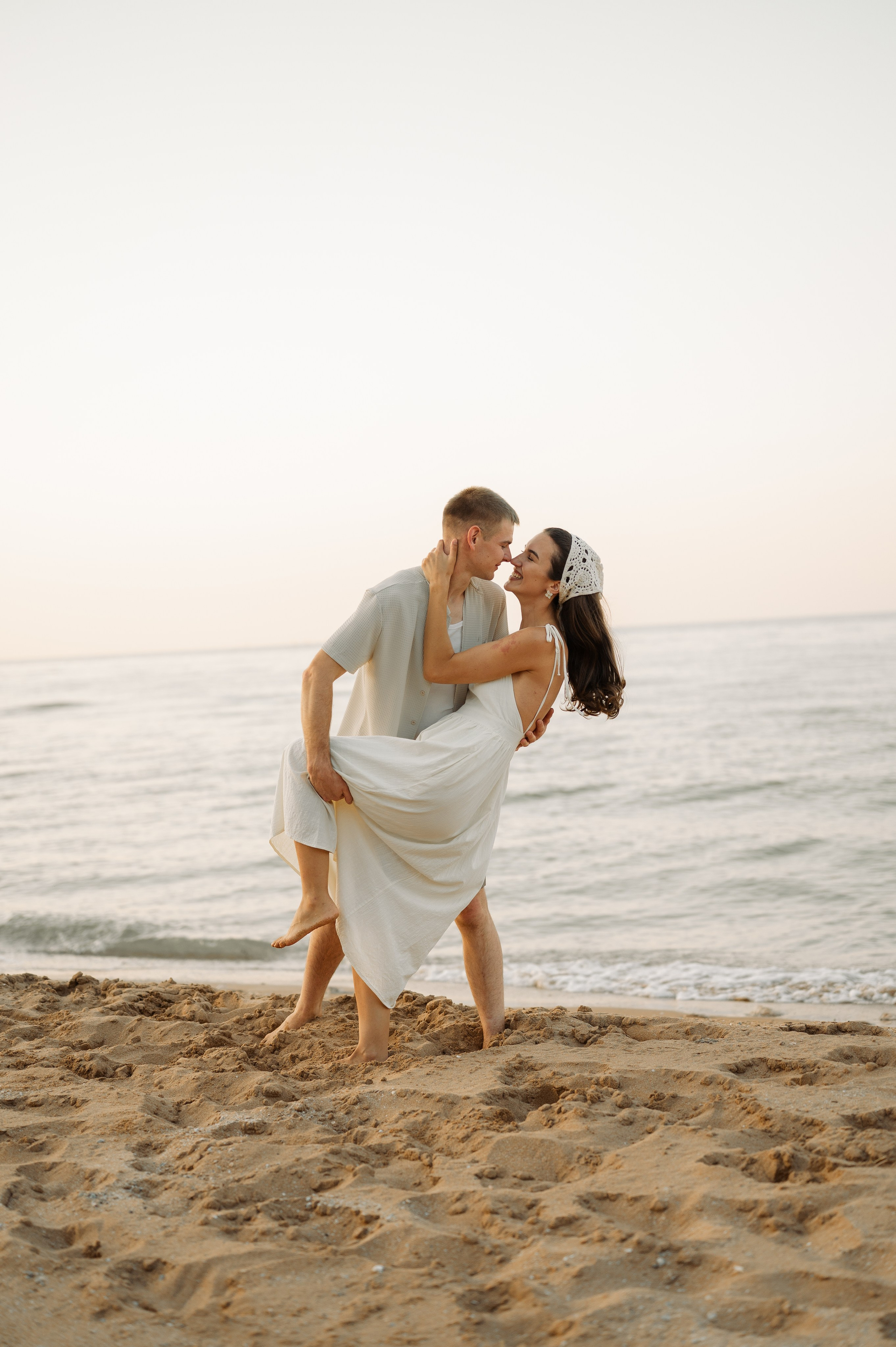 Предсвадебная съёмка на море🌊. Свадебный и семейный фотограф в Краснодаре Алина Мельник