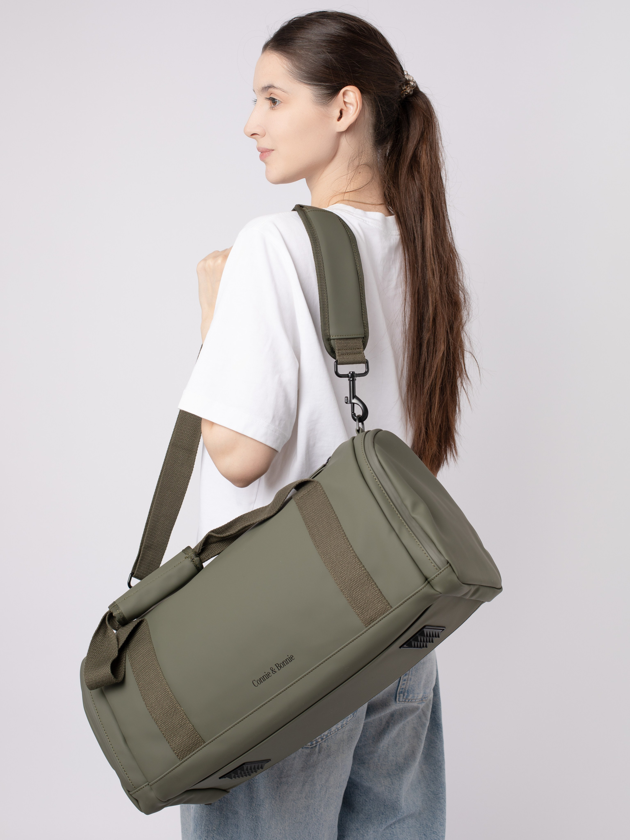 Женские сумки. Фотостудия предметной и модельной съёмки для маркетплейсов