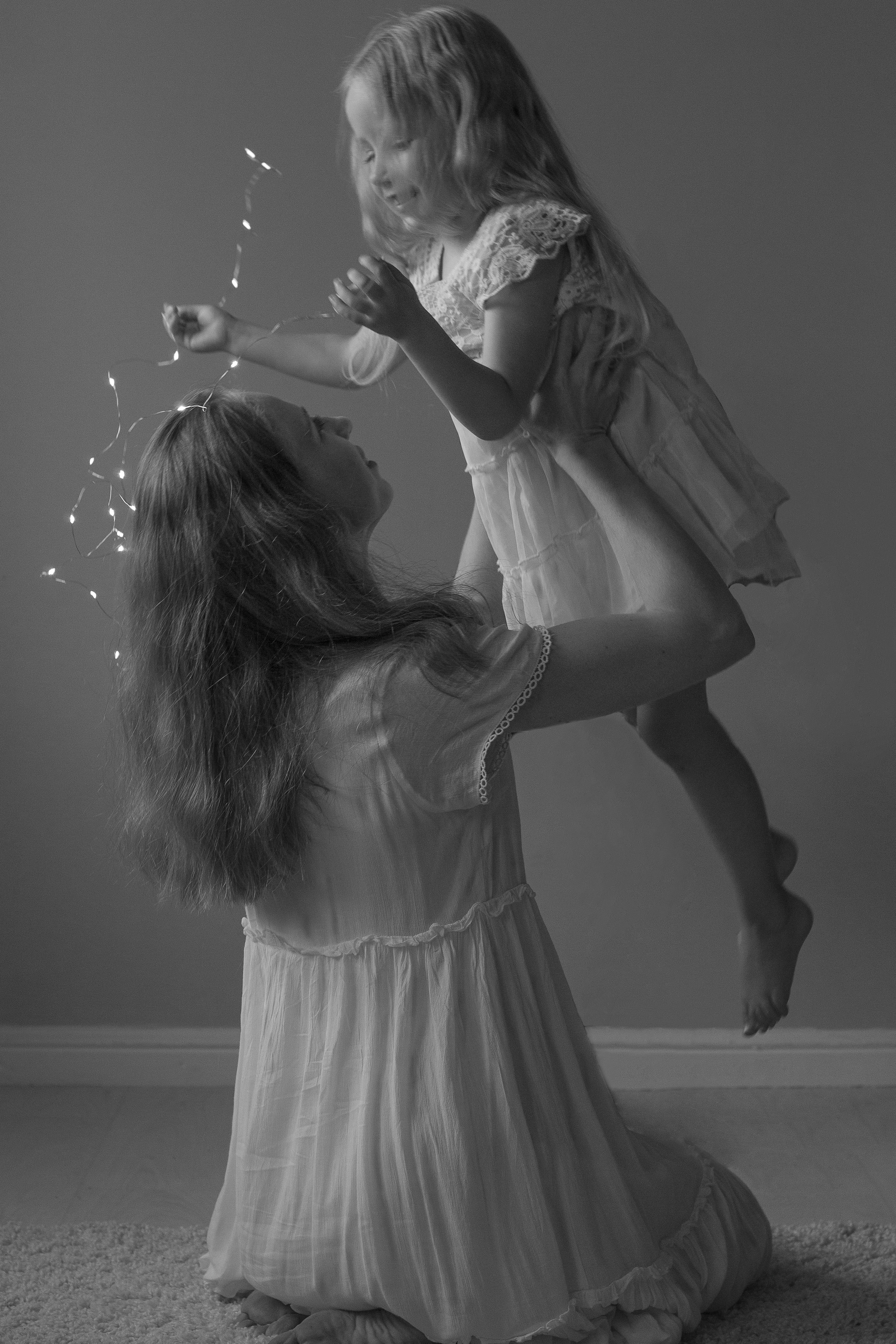 Екатерина с дочурками, студия PAPARAZZI. Семейный и детский фотограф в г. Севастополь Екатерина Солдатова