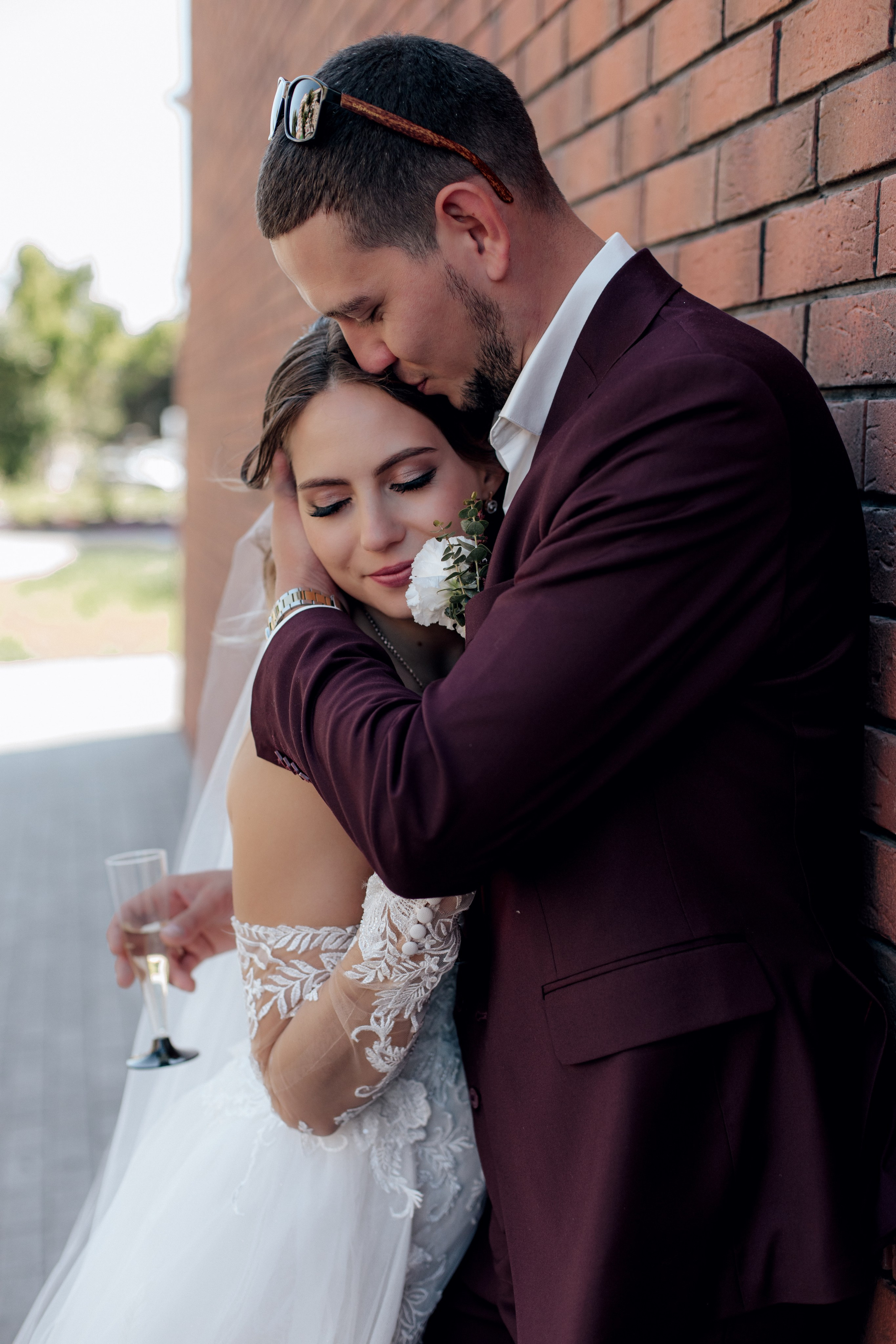 Верхняя Пышма аллея у загса. Свадебный и семейный фотограф Екатеринбург Настя Саедгалина