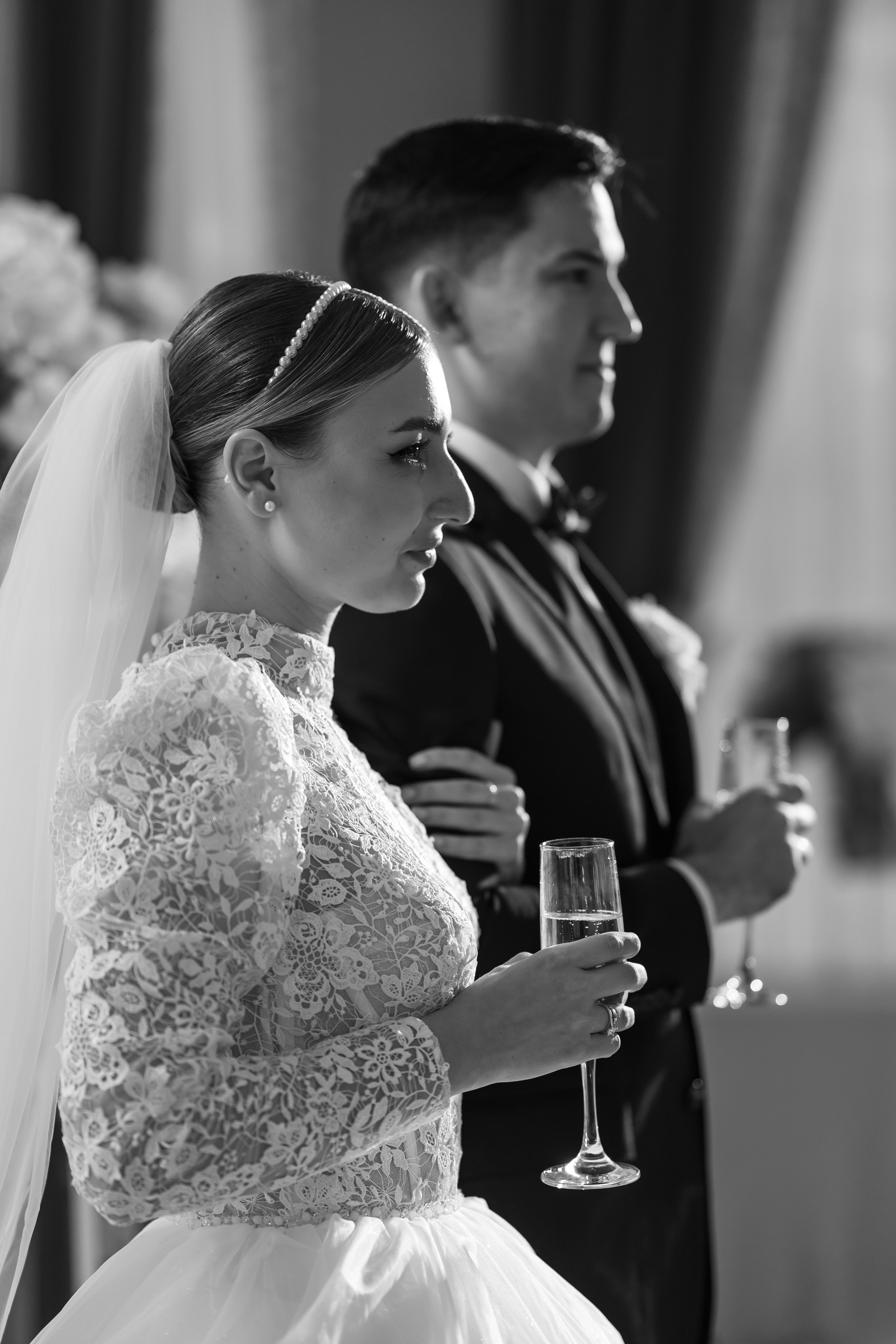 Свадебная фотосессия в усадьбе Остафьево. Свадебный фотограф Москва Юрий Кульман