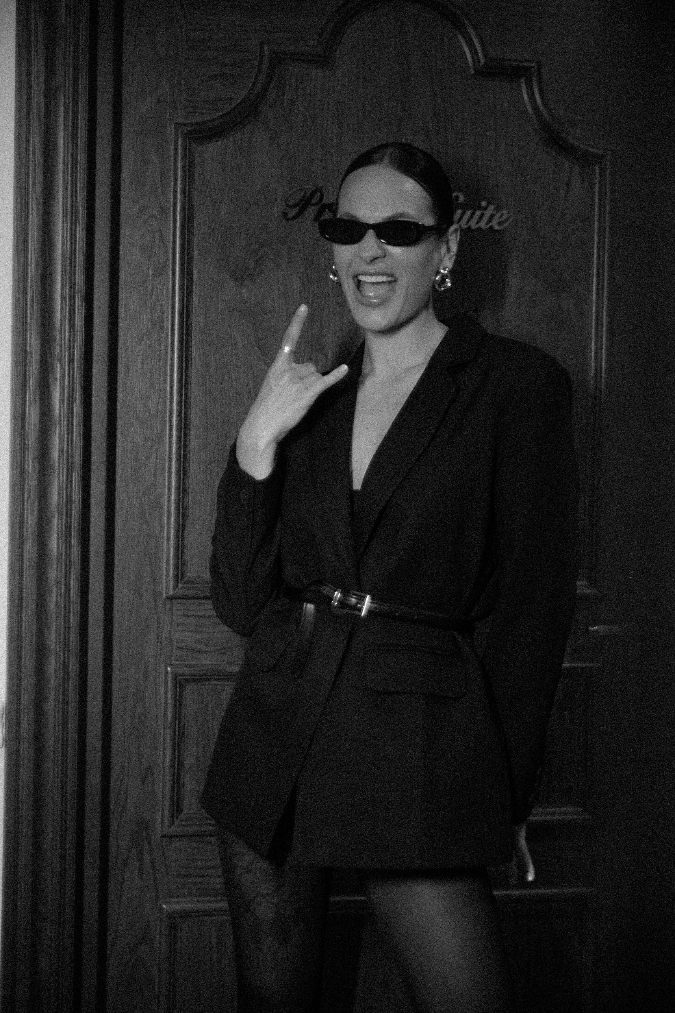 ДЕНИС И КАТЯ. О ЛЮБВИ НЕ ГОВОРЯТ.ЕЕ ПОКАЗЫВАЮТ