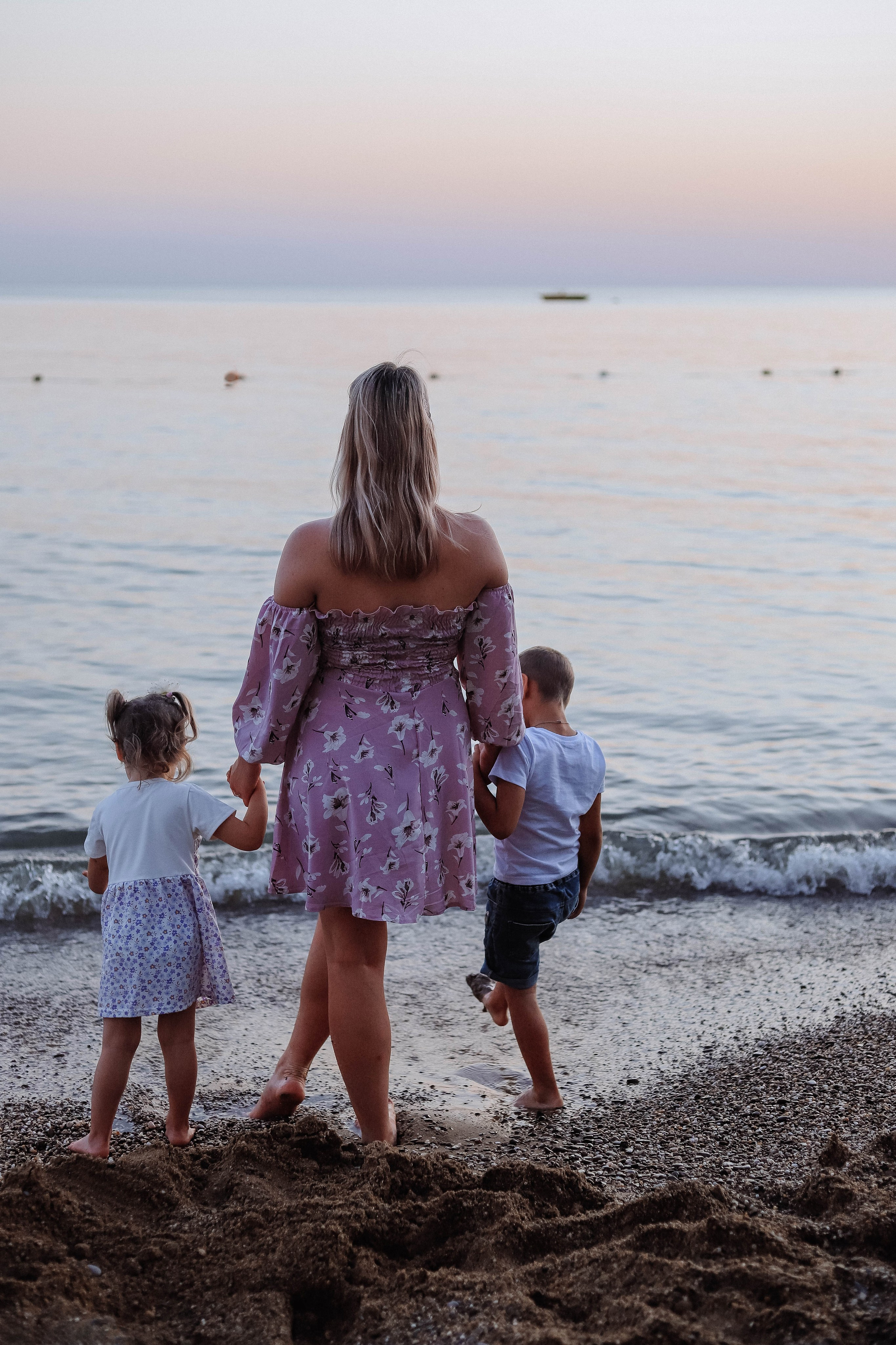 Ника и Тёма фотосессия на море. Женский/Детский фотограф в Симферополе Вероника Слепогина