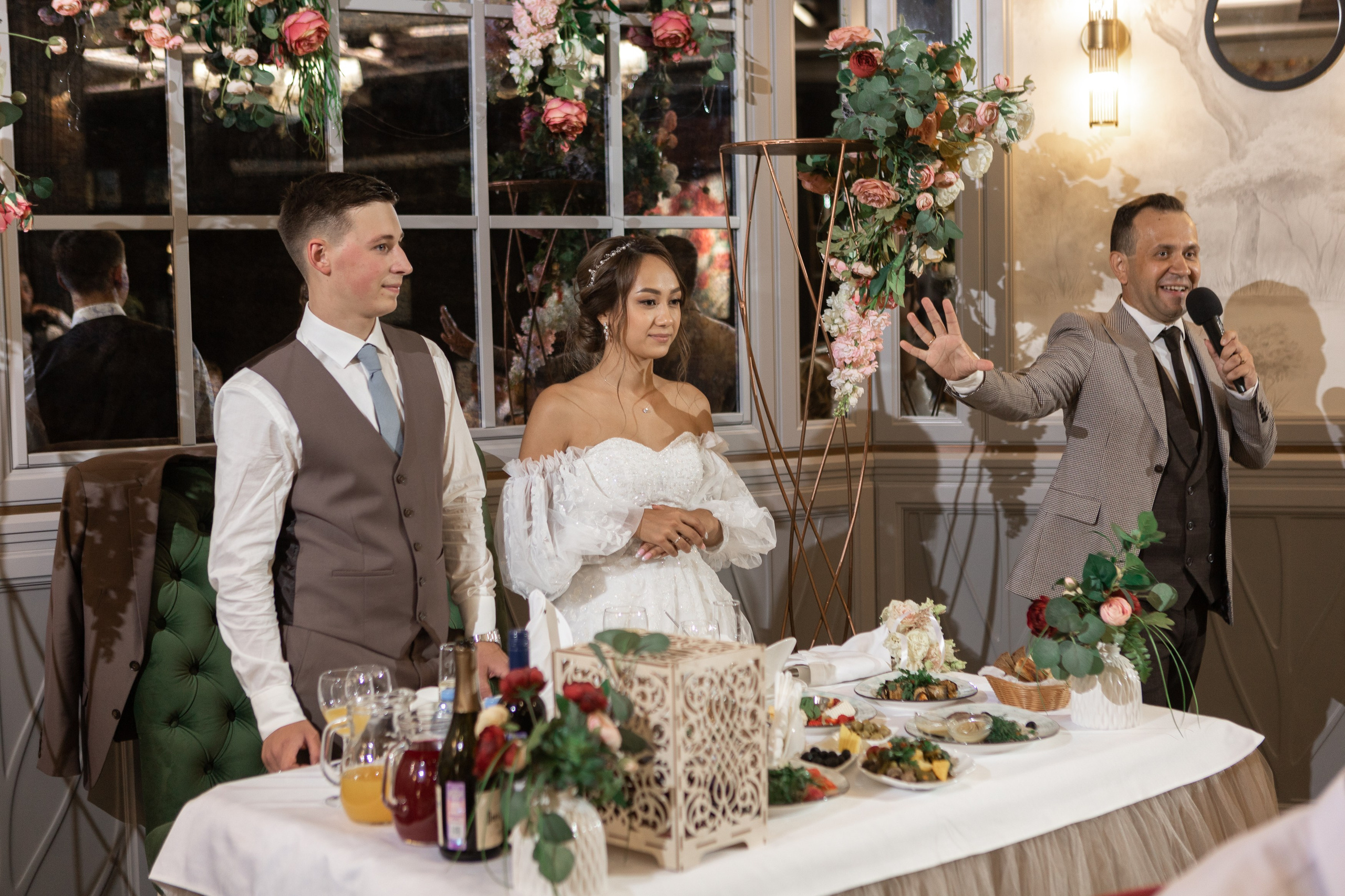 Свадебный фотограф Уфа — Руслан ГабдлисламовЖивые эмоции, красивые кадры, воспоминания на всю жизнь.Работаю по всей Республике Башкортоста. Свадебный фотограф Уфа Руслан Габдлисламов