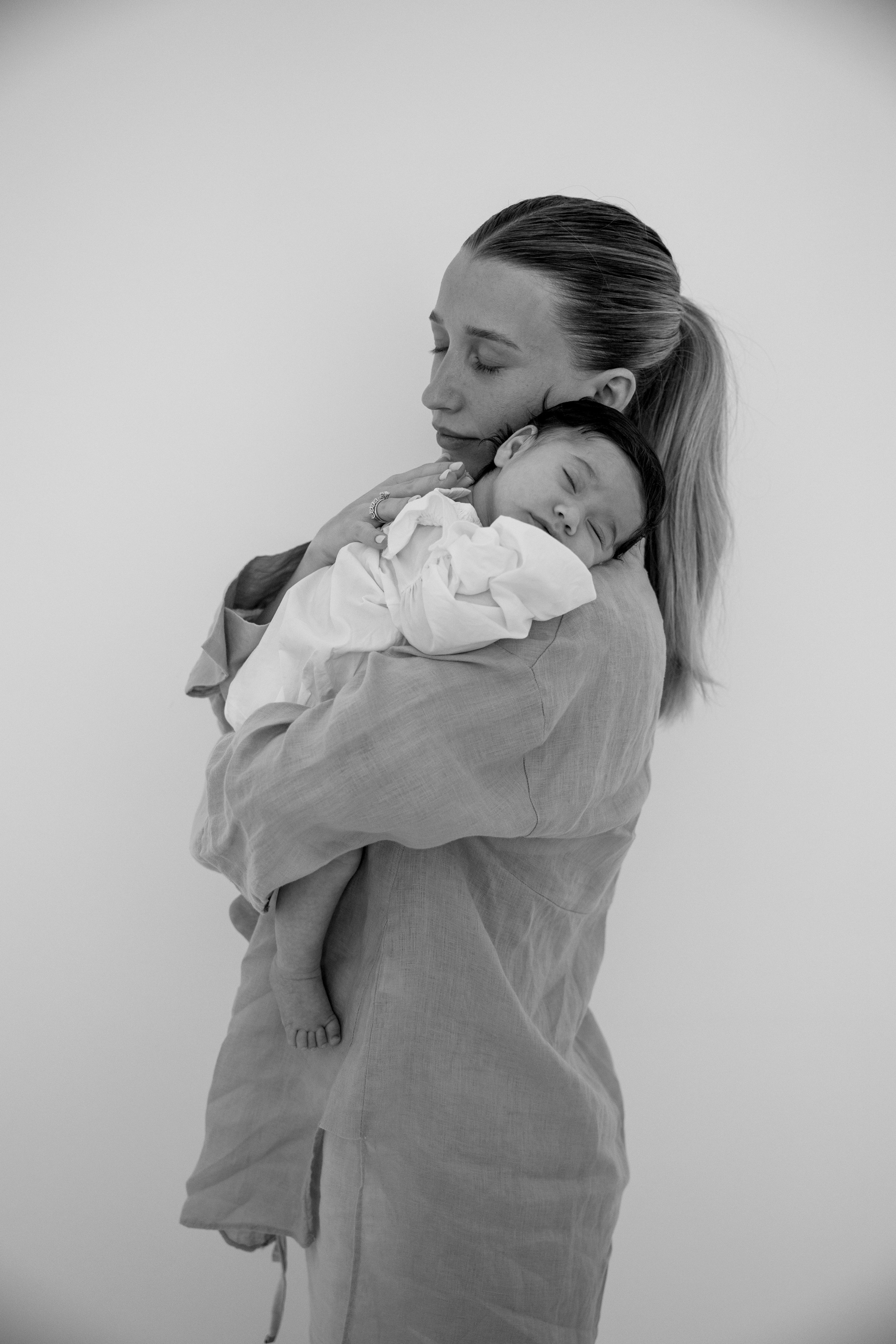 New born family photoshoot at home. Wedding and family photographer