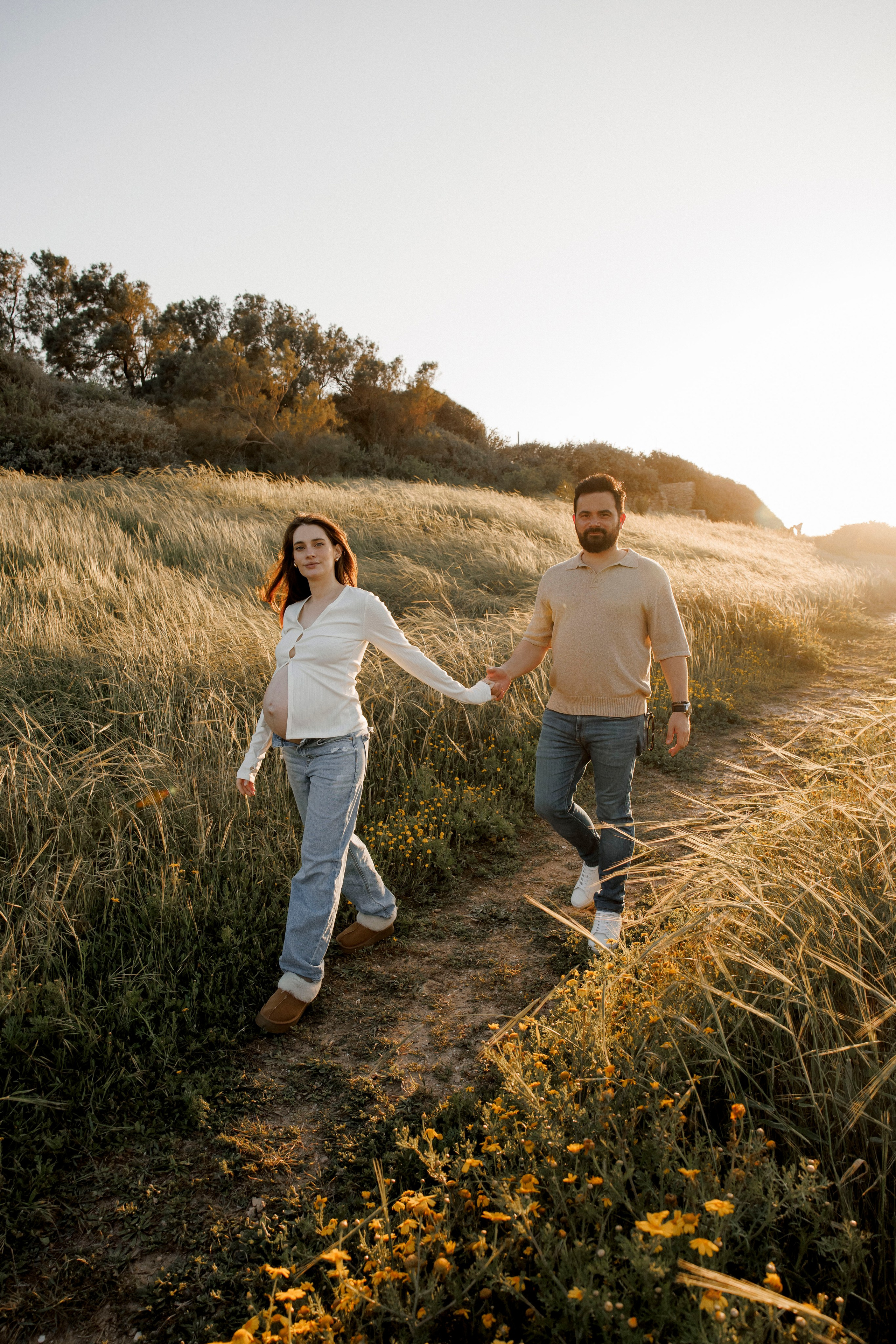 Pregnancy photoshoot (home/park/beach). Главная