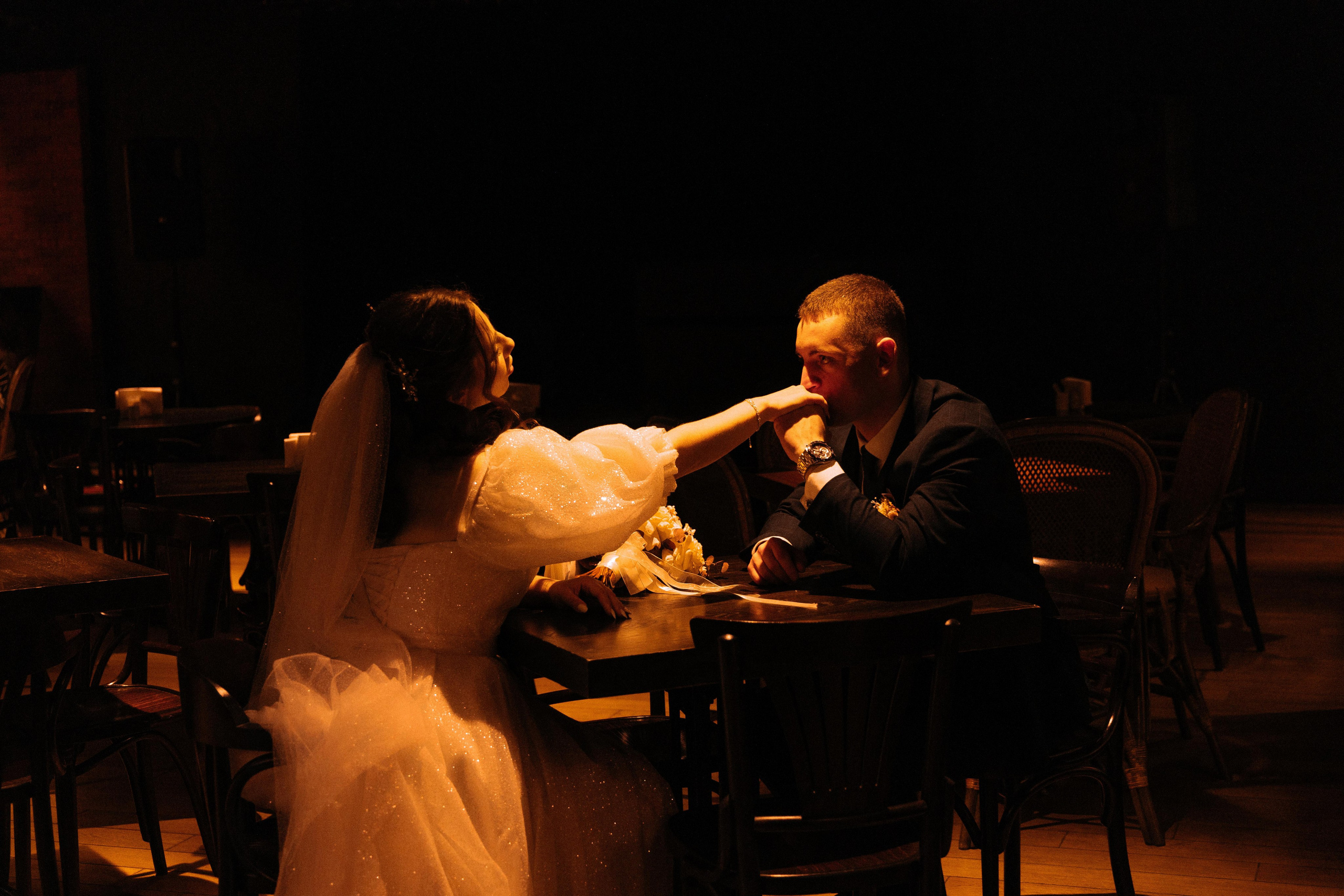 Дерзко и со вкусом. Артём Бачурин — свадебный фотограф Воронеж