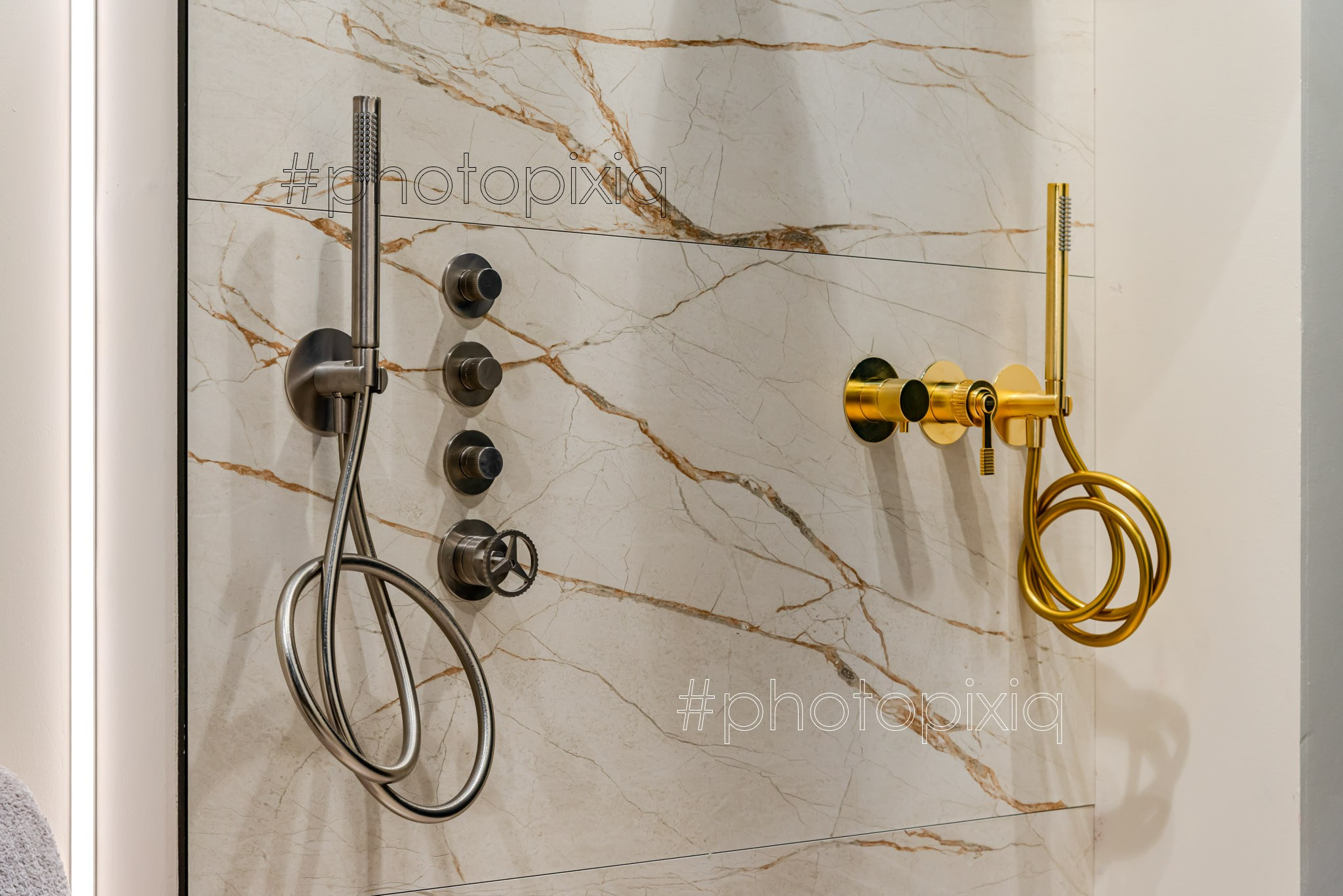 Интерьерная съёмка выставочного стенда Globus Ceramica в Крокус Экспо. Интерьерная съёмка и виртуальные туры — Интерьерный фотограф Кузнецов Сергей (photopixiq)