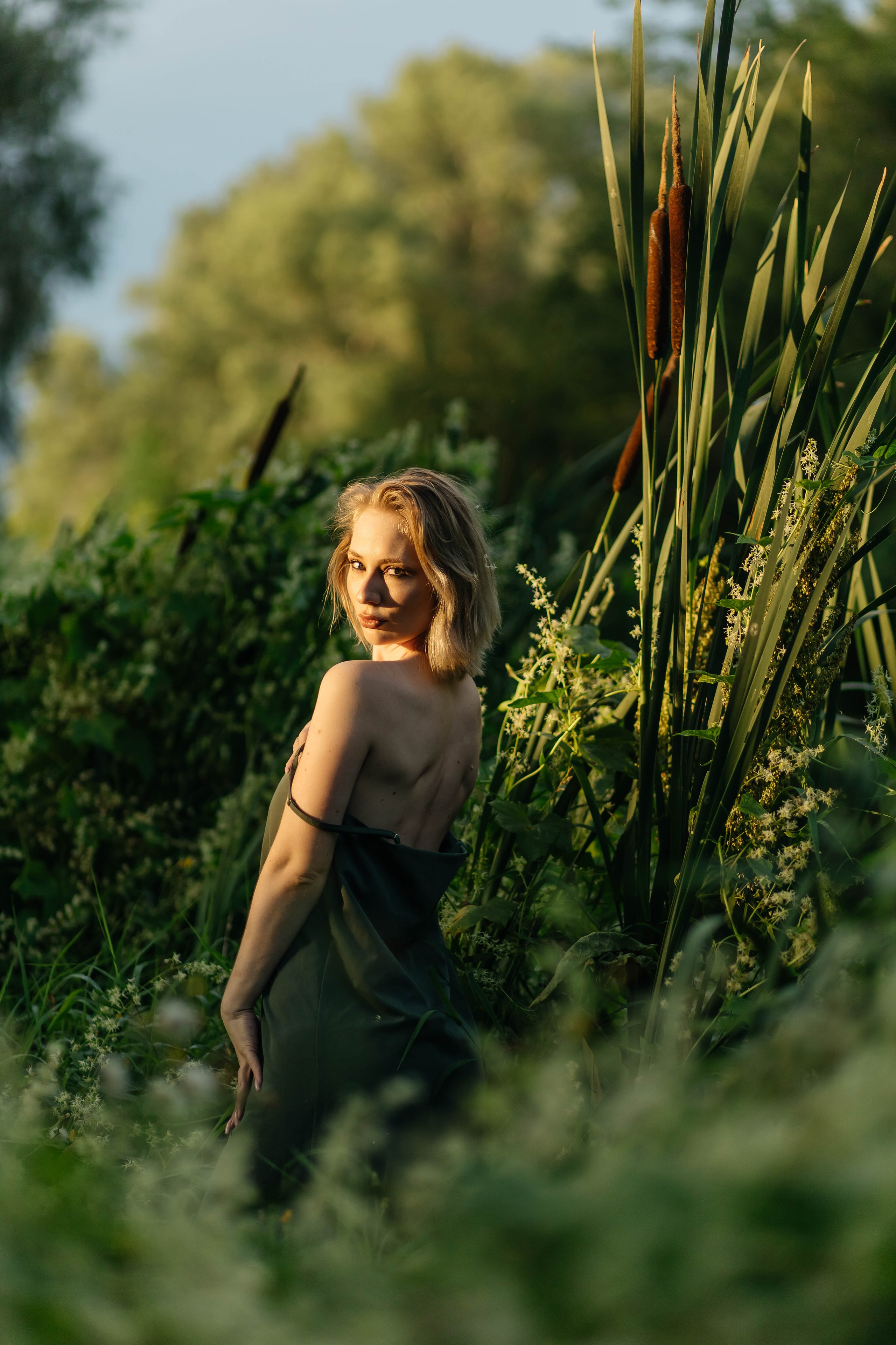 Александра фотосессия на природе. Женский фотограф в Оренбурге Ирина Заводчикова