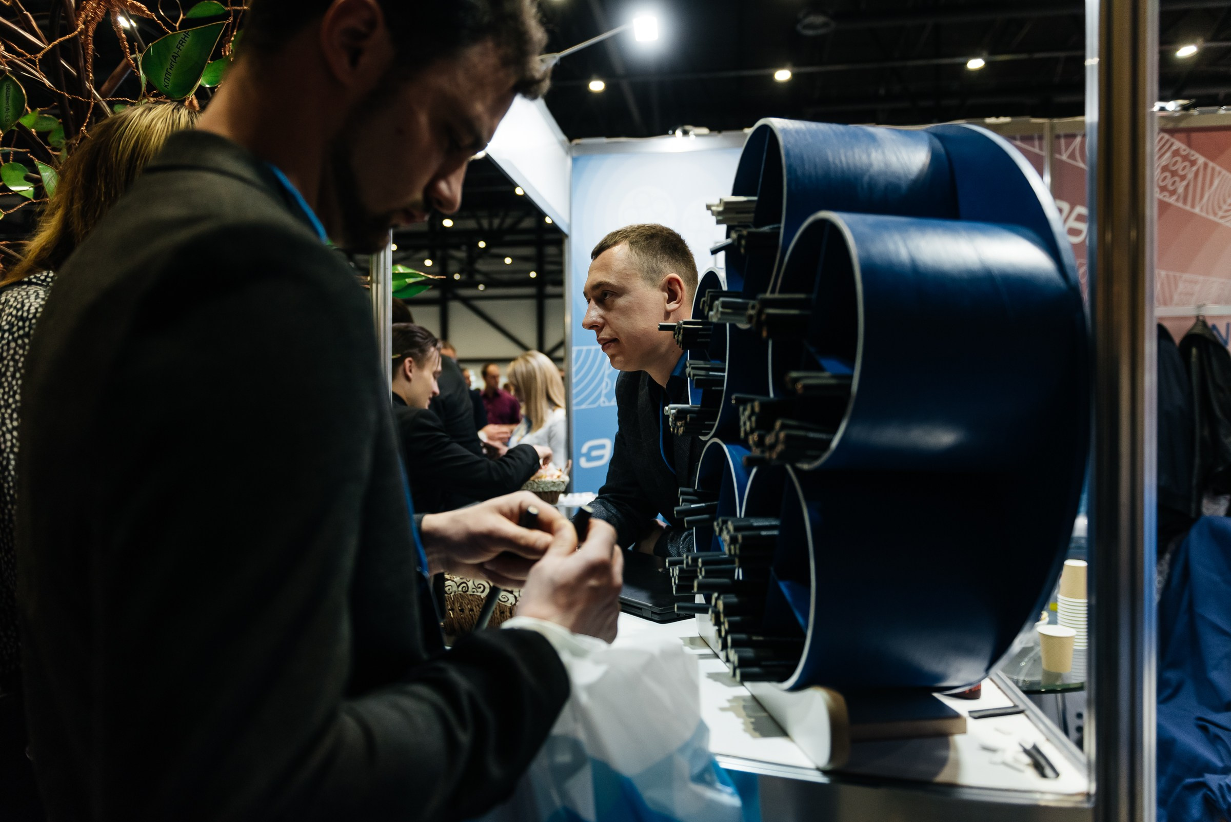 Репортажная съёмка на форуме ЭТМ. Свадебный фотограф в Санкт-Петербурге Венера Ахметова