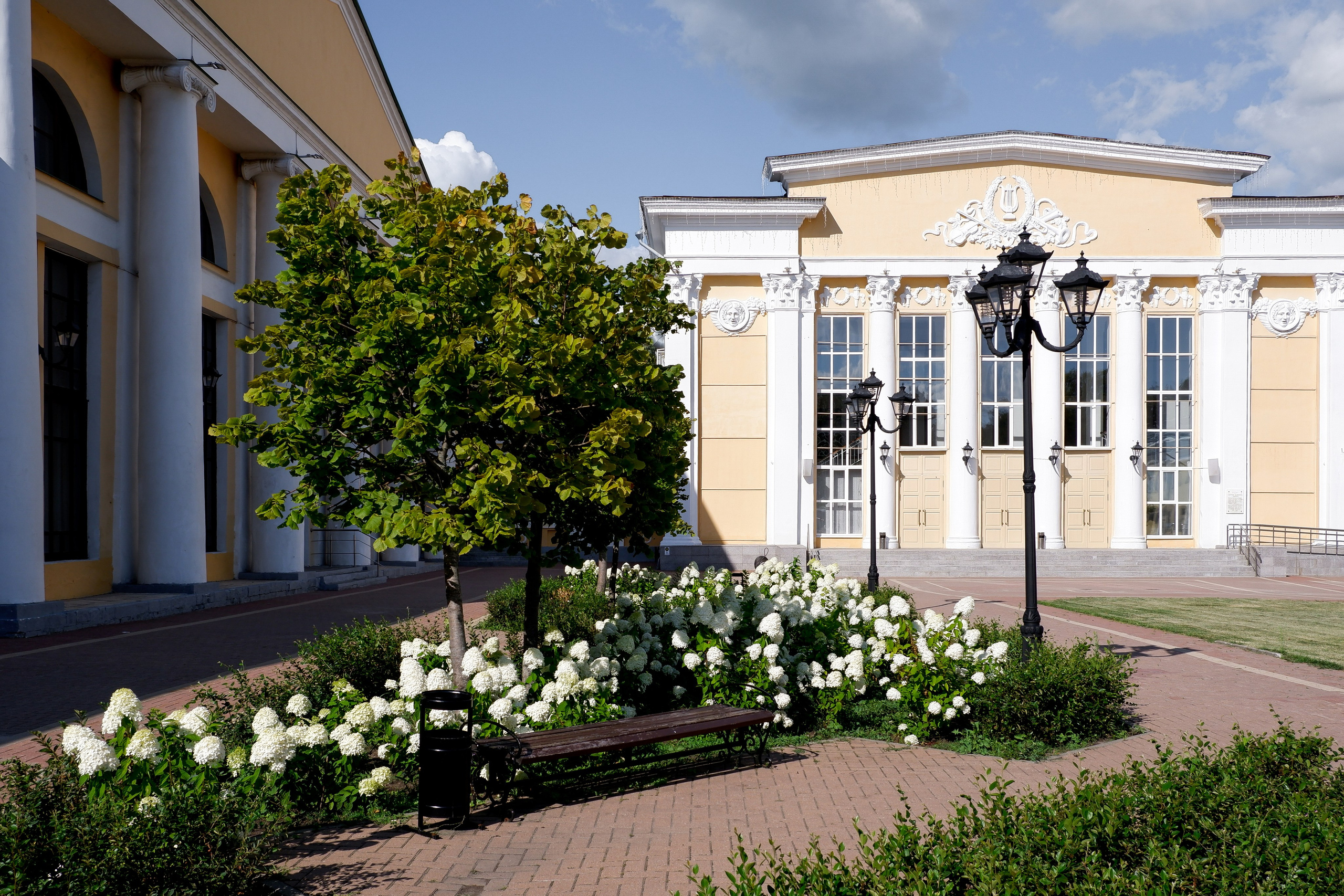 Сквер имени Павлова. Михаил Мулач | Архитектурный фотограф